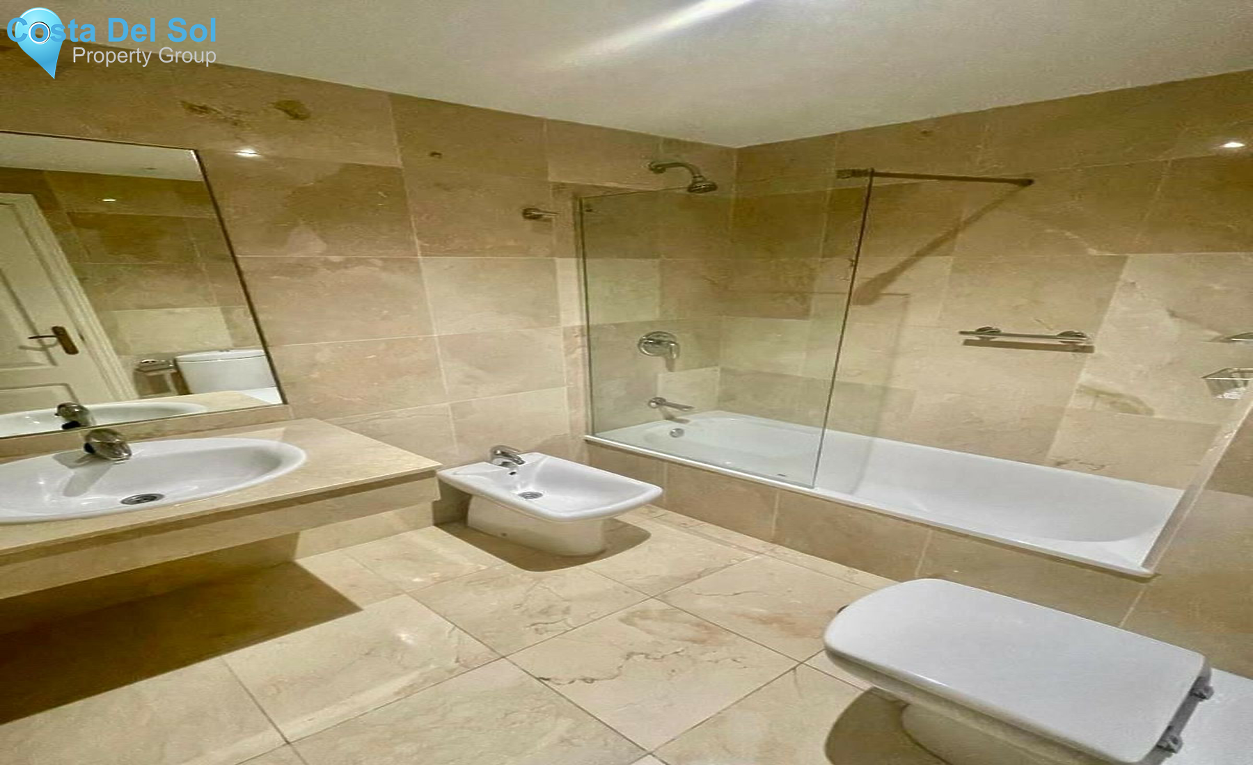 Ground Floor Apartment in Río Real-1408576