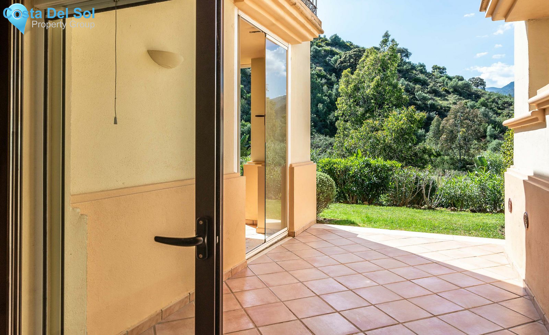 Ground Floor Apartment in Río Real-1129950