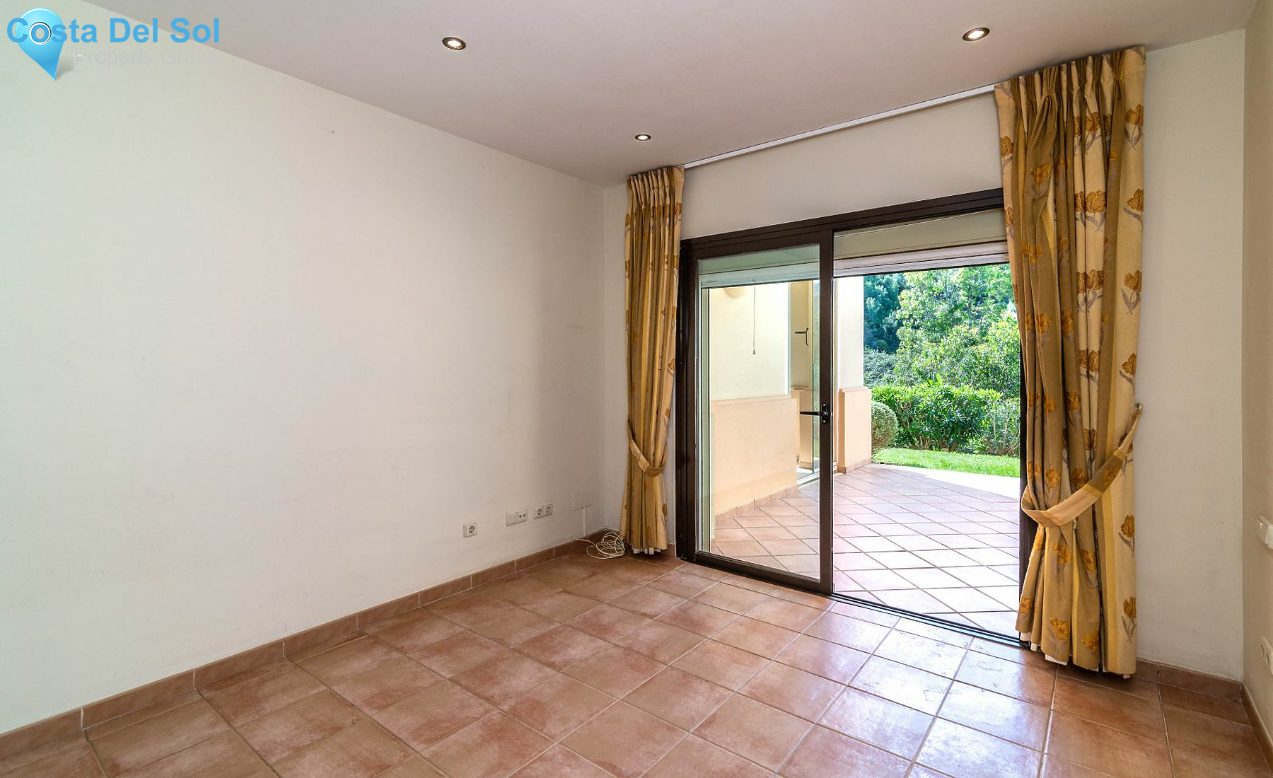 Ground Floor Apartment in Río Real-1129953