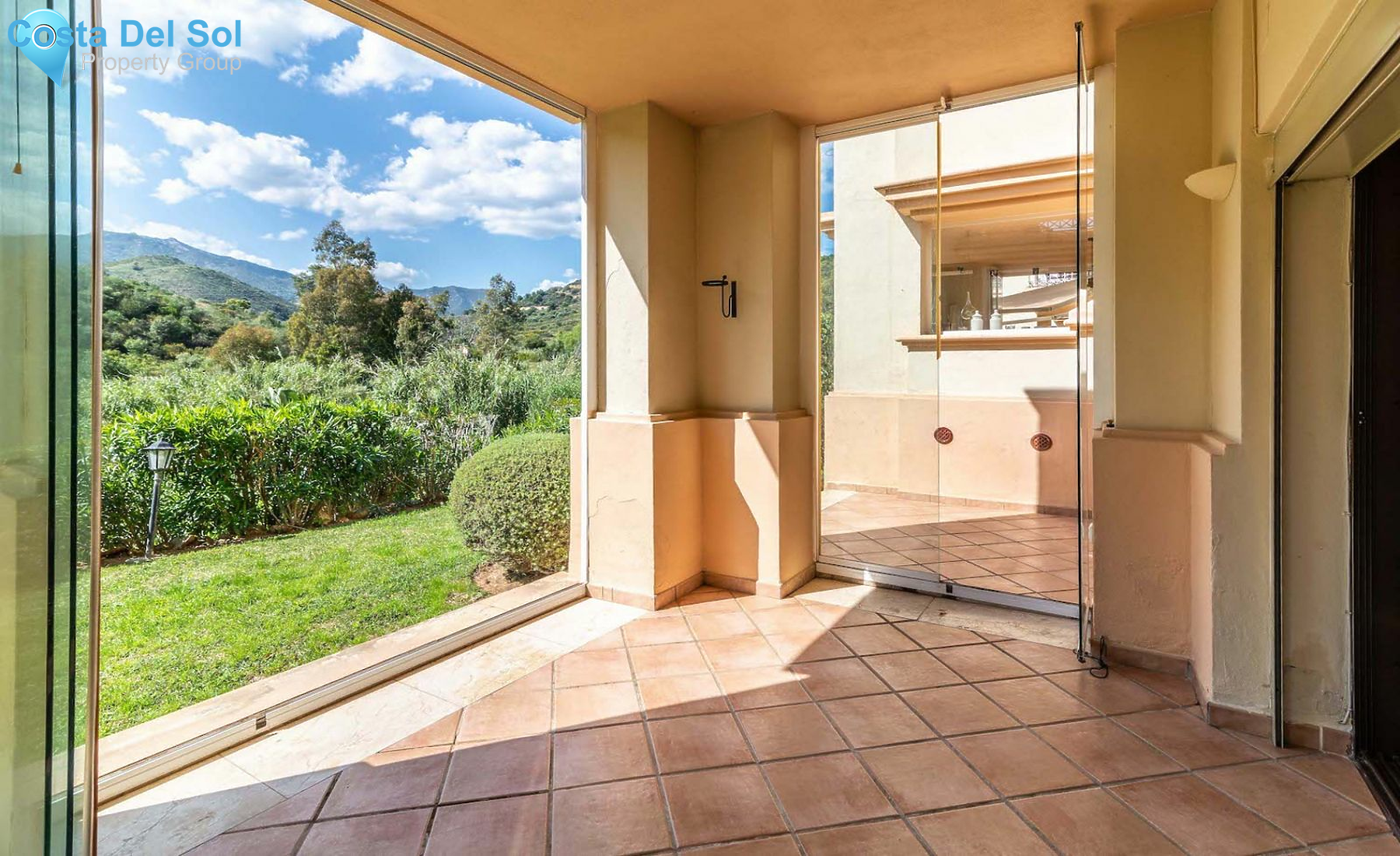 Ground Floor Apartment in Río Real-1129947