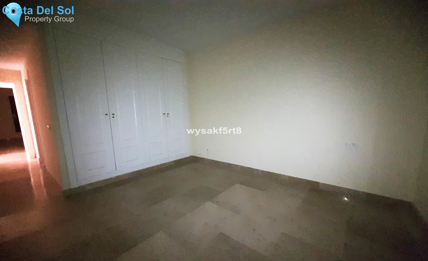 Ground Floor Apartment in San Luis de Sabinillas-1201946