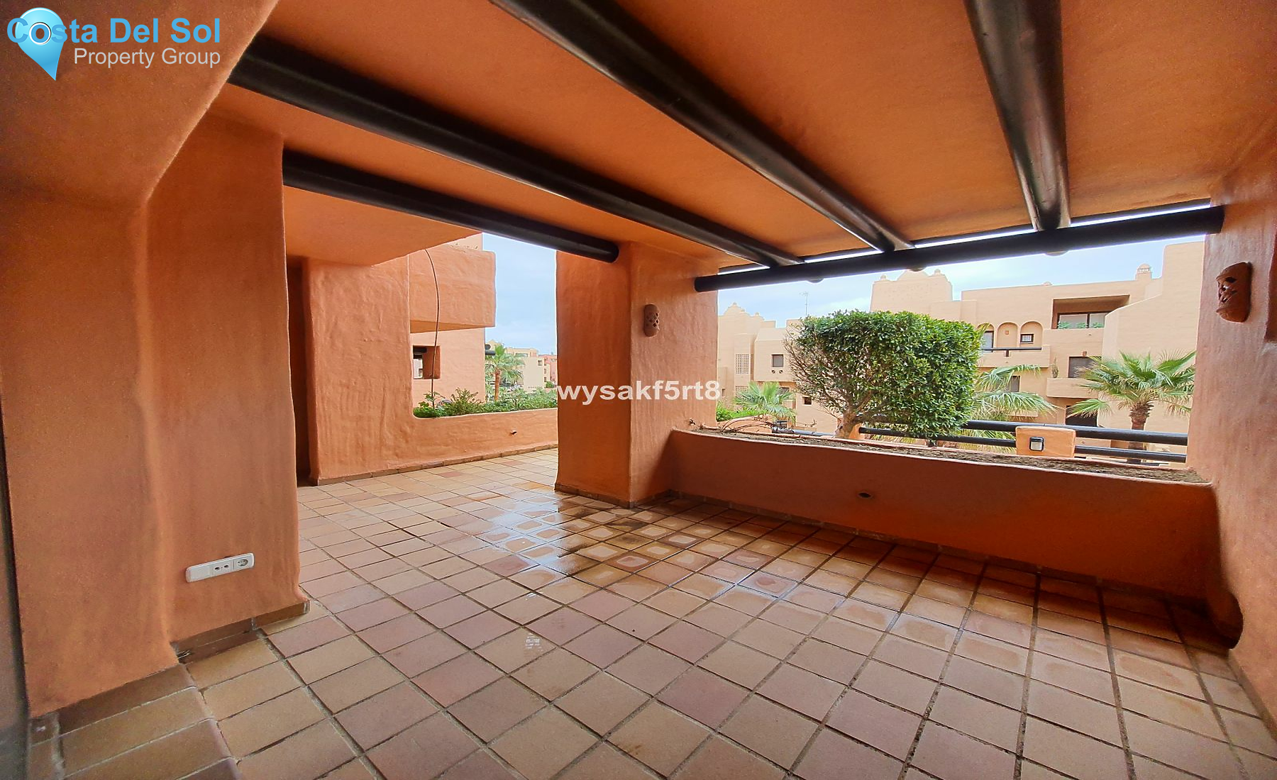 Ground Floor Apartment in San Luis de Sabinillas-1201941