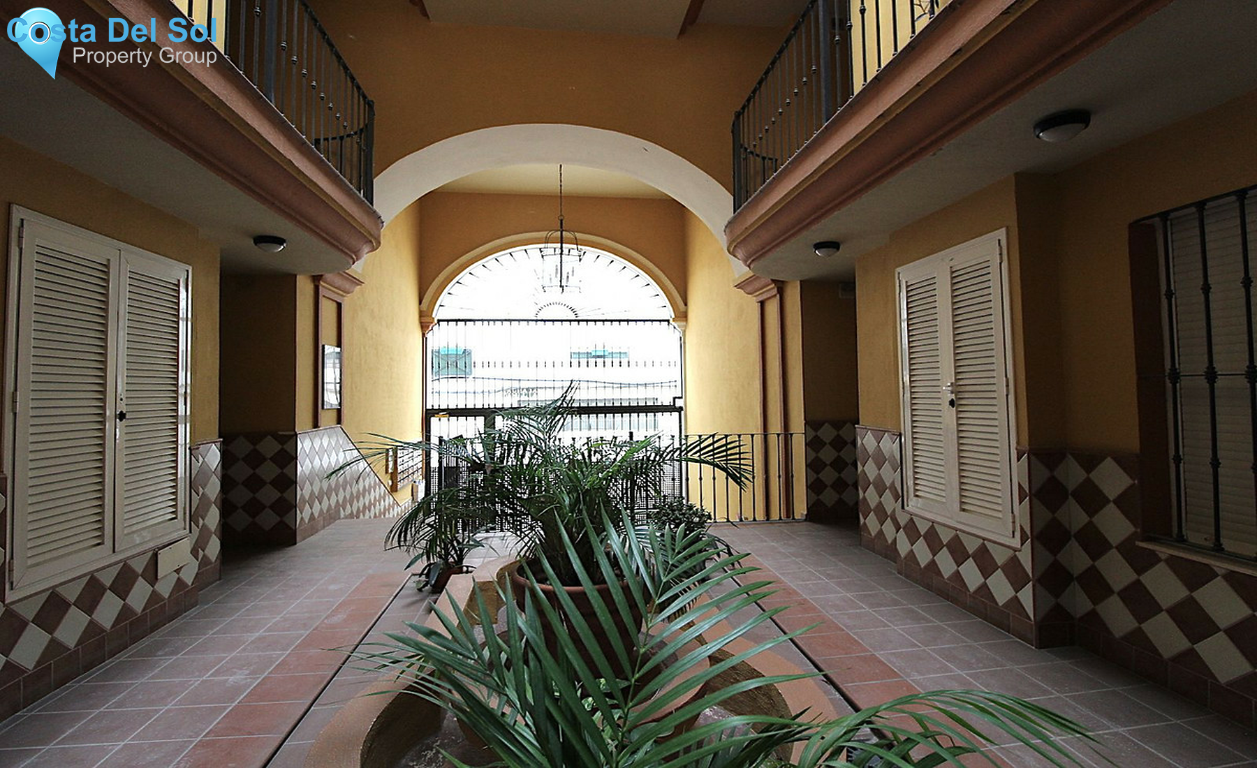 Ground Floor Apartment in San Pedro de Alcántara-1348493