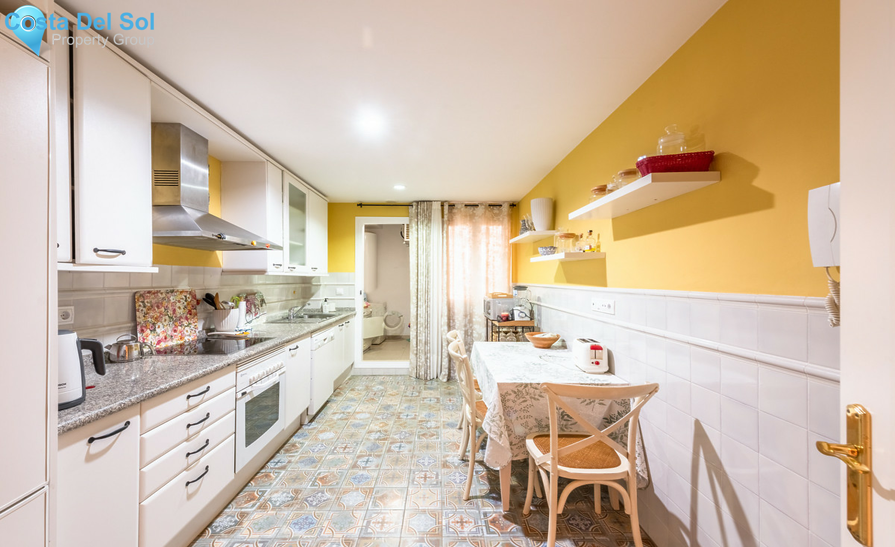 Ground Floor Apartment in San Pedro de Alcántara-1527320