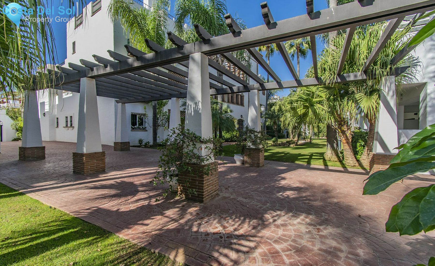 Ground Floor Apartment in San Pedro de Alcántara-1543660