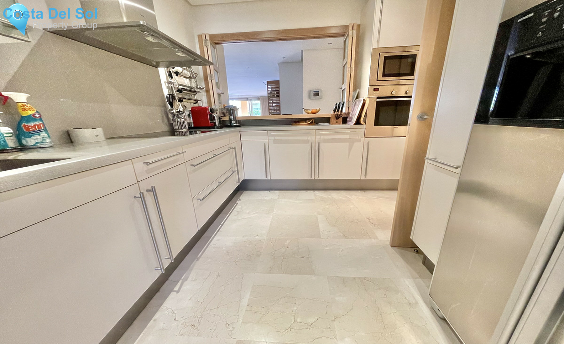 Ground Floor Apartment in Sierra Blanca-700116