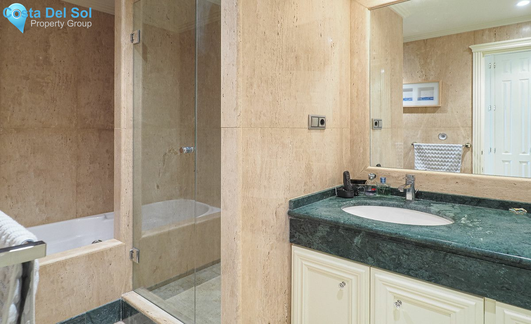 Ground Floor Apartment in Sierra Blanca-1145390