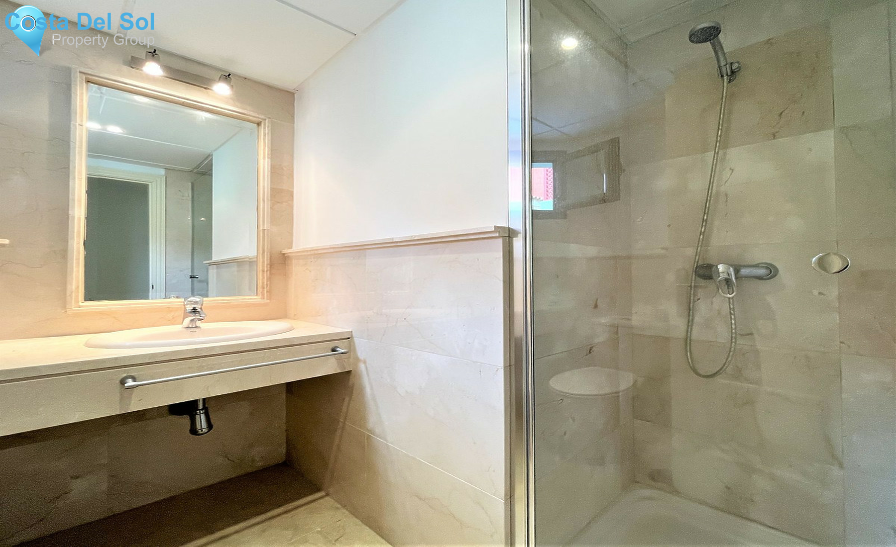 Ground Floor Apartment in Sotogrande Puerto-1414123