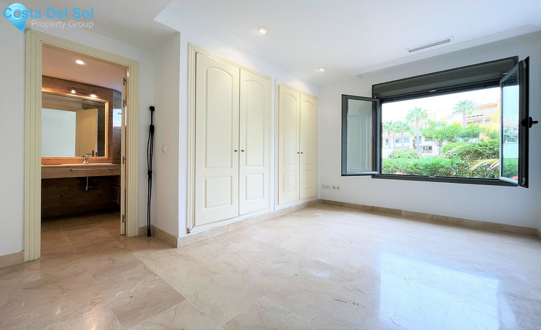 Ground Floor Apartment in Sotogrande Puerto-1414108