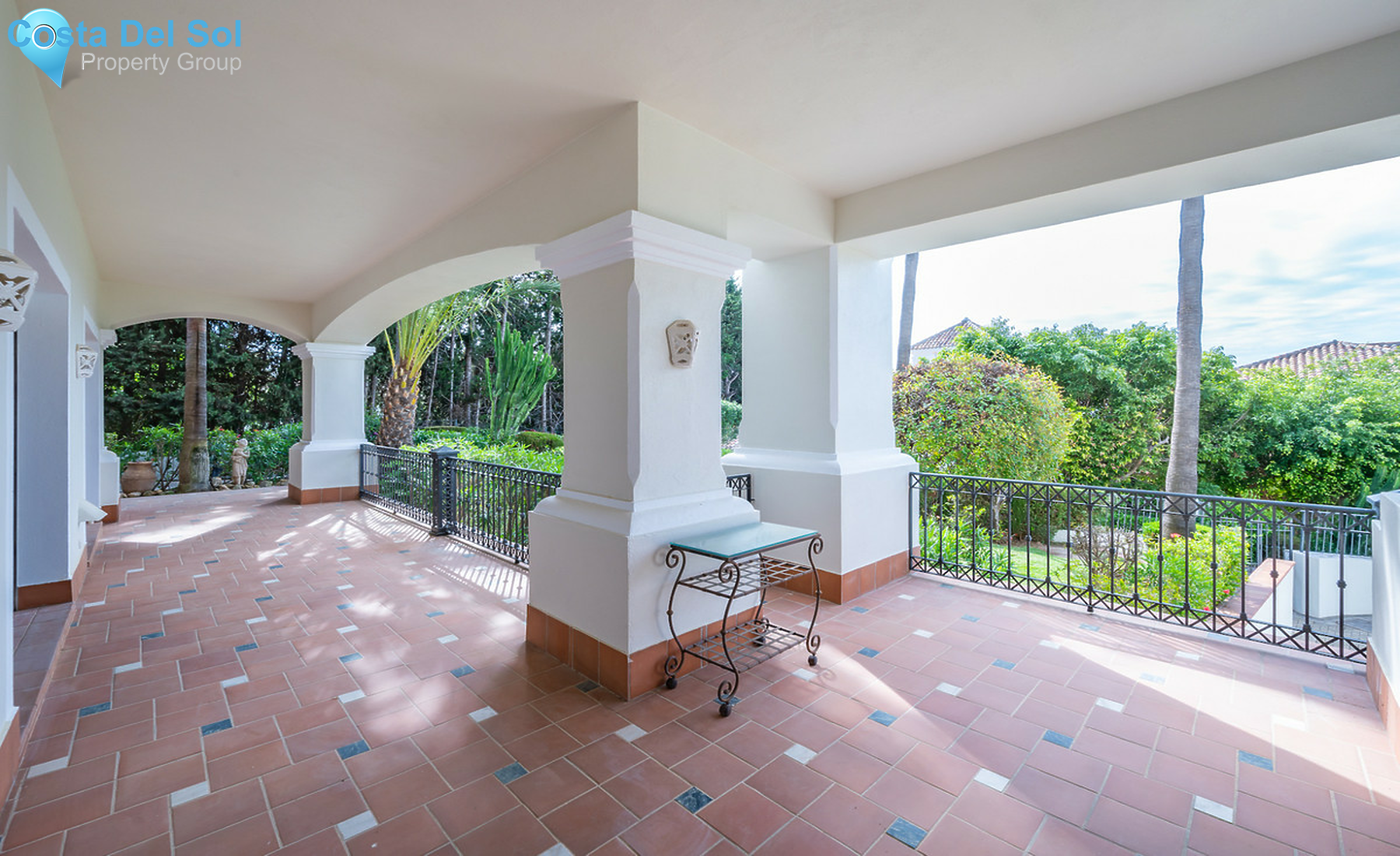 Ground Floor Apartment in The Golden Mile-1260941