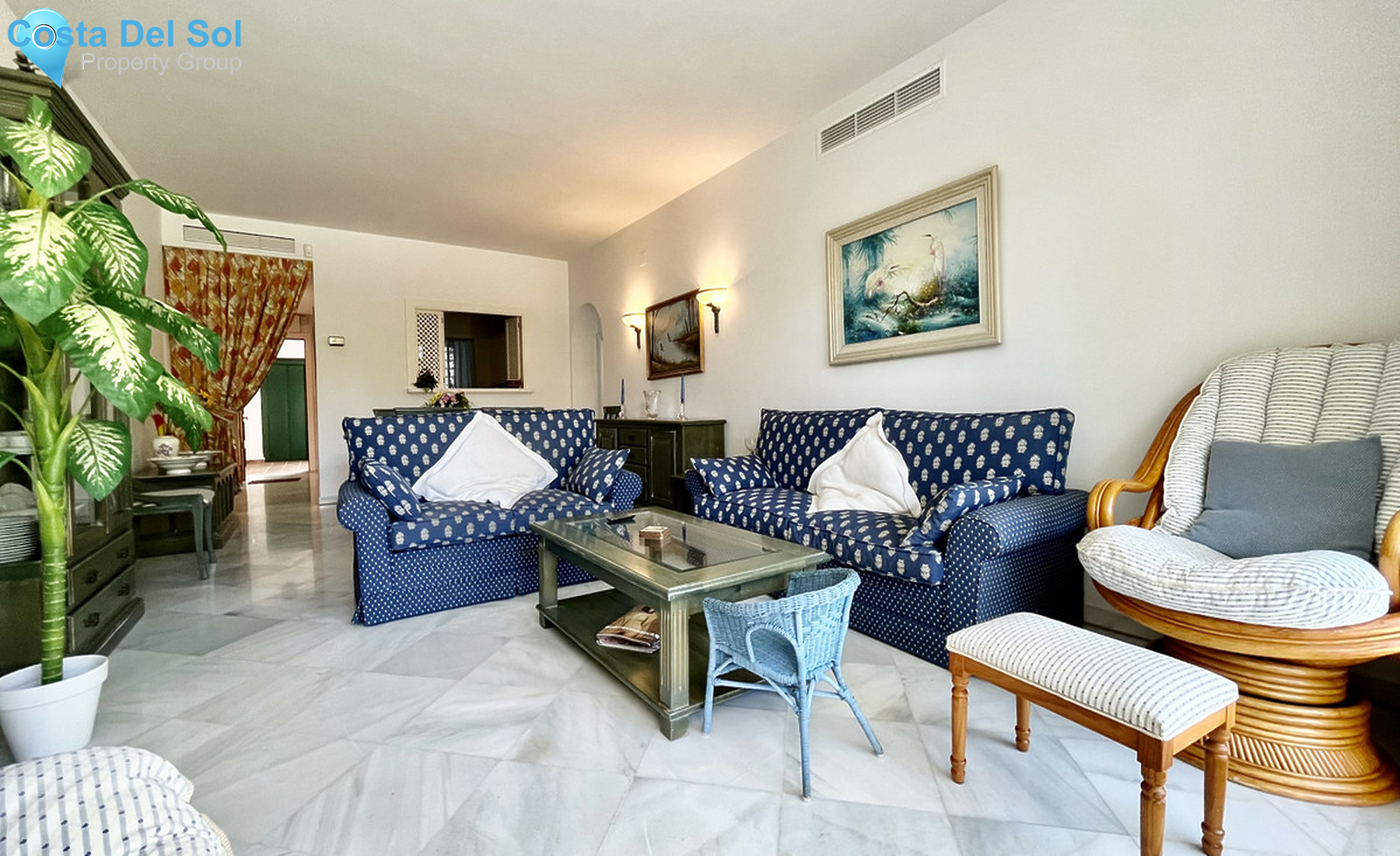 Ground Floor Apartment in The Golden Mile-1379155