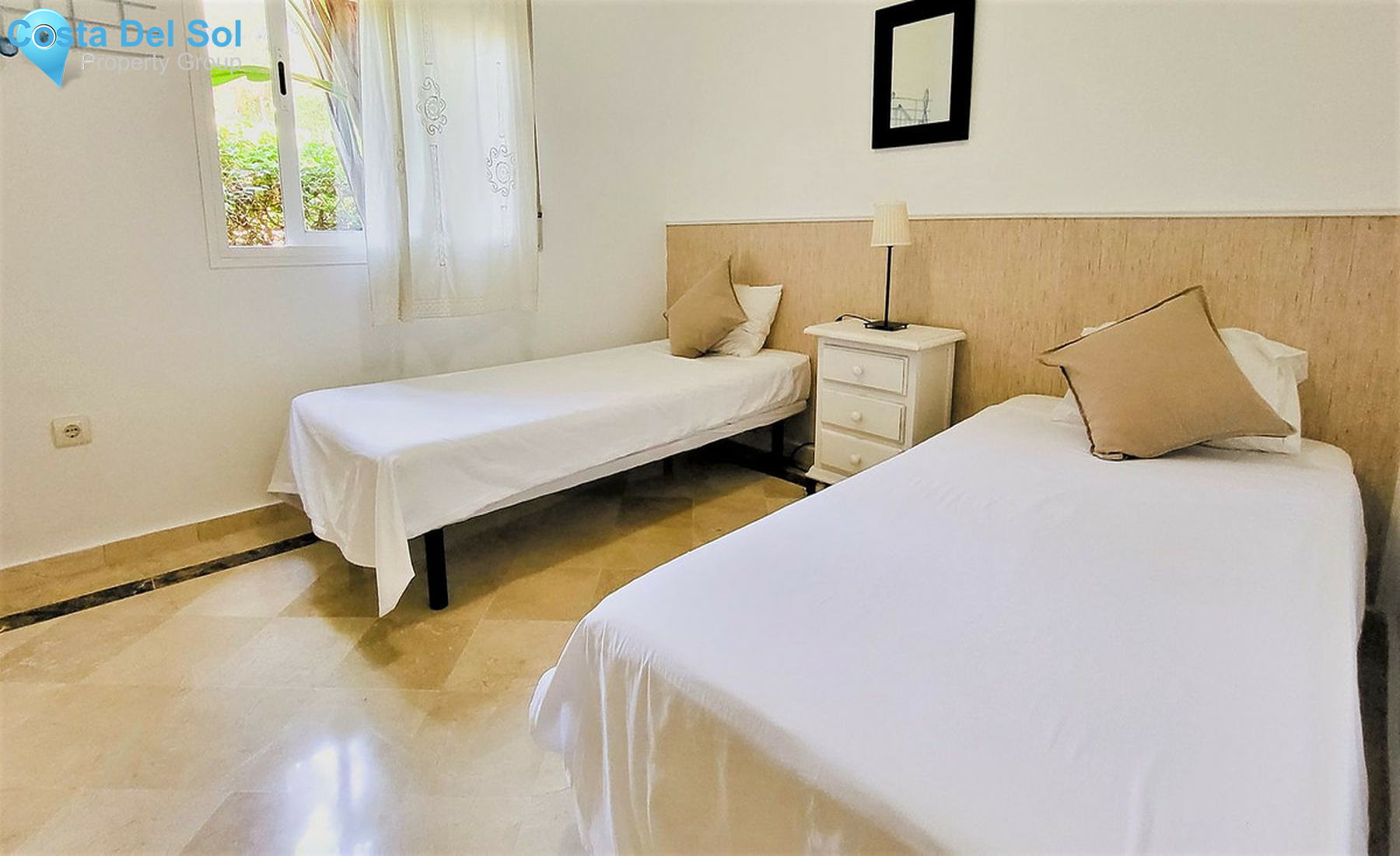 Ground Floor Apartment in The Golden Mile-1500475