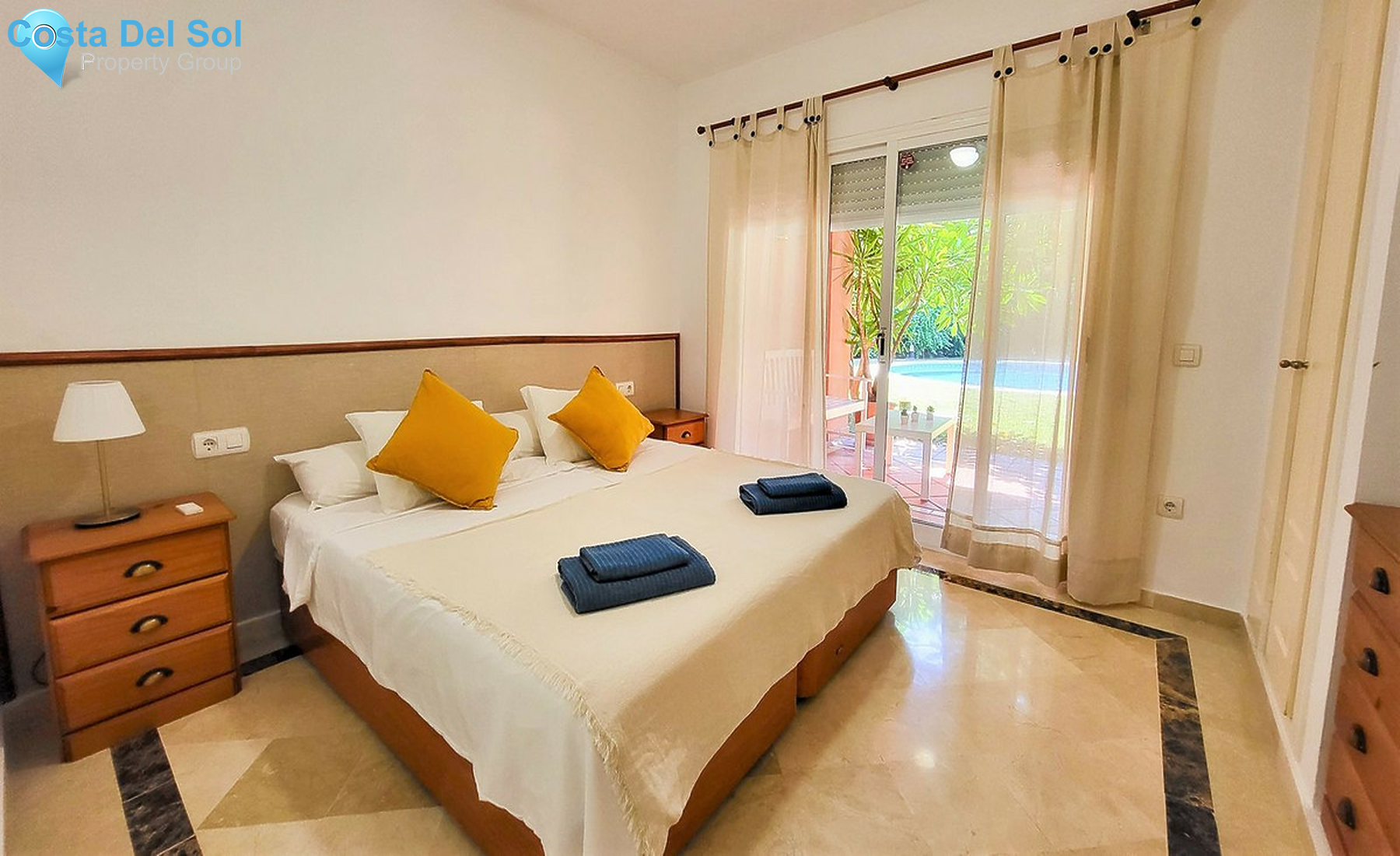 Ground Floor Apartment in The Golden Mile-1500472