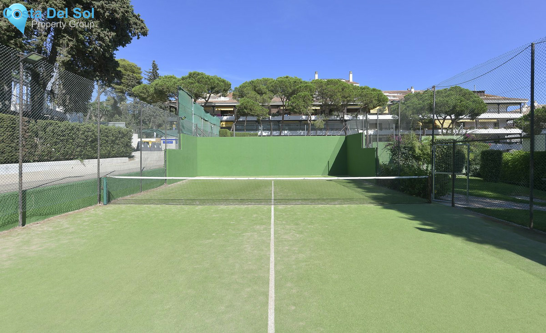 Ground Floor Apartment in The Golden Mile-1509987