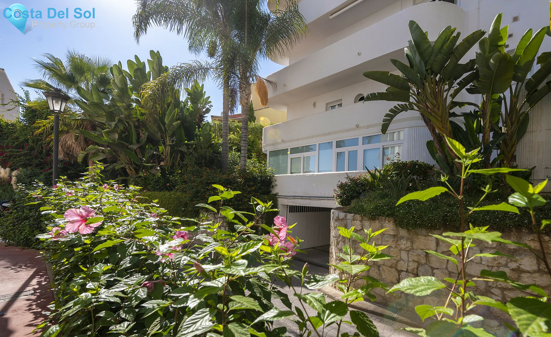 Ground Floor Apartment in The Golden Mile-1509989