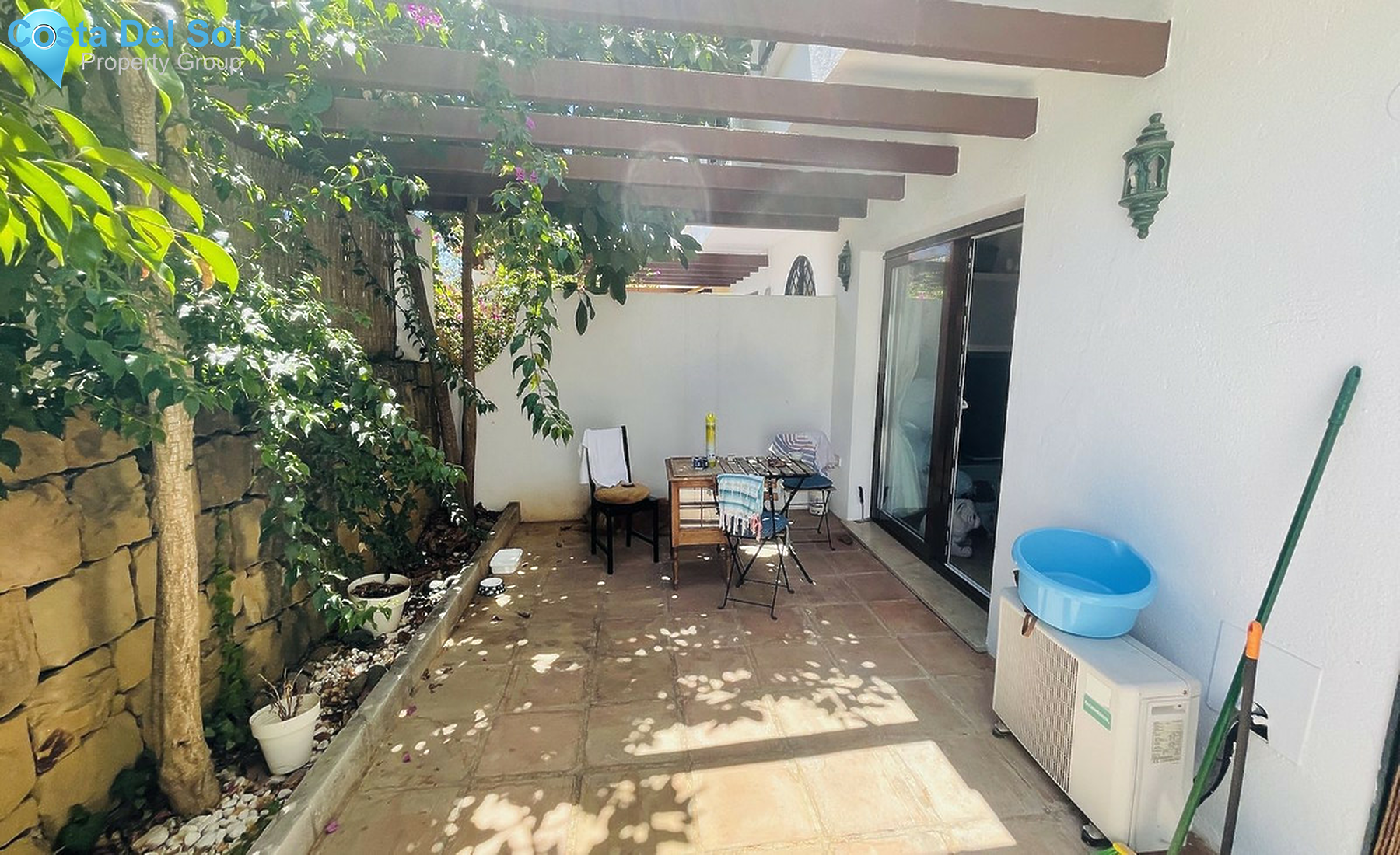 Ground Floor Apartment in The Golden Mile-1526036