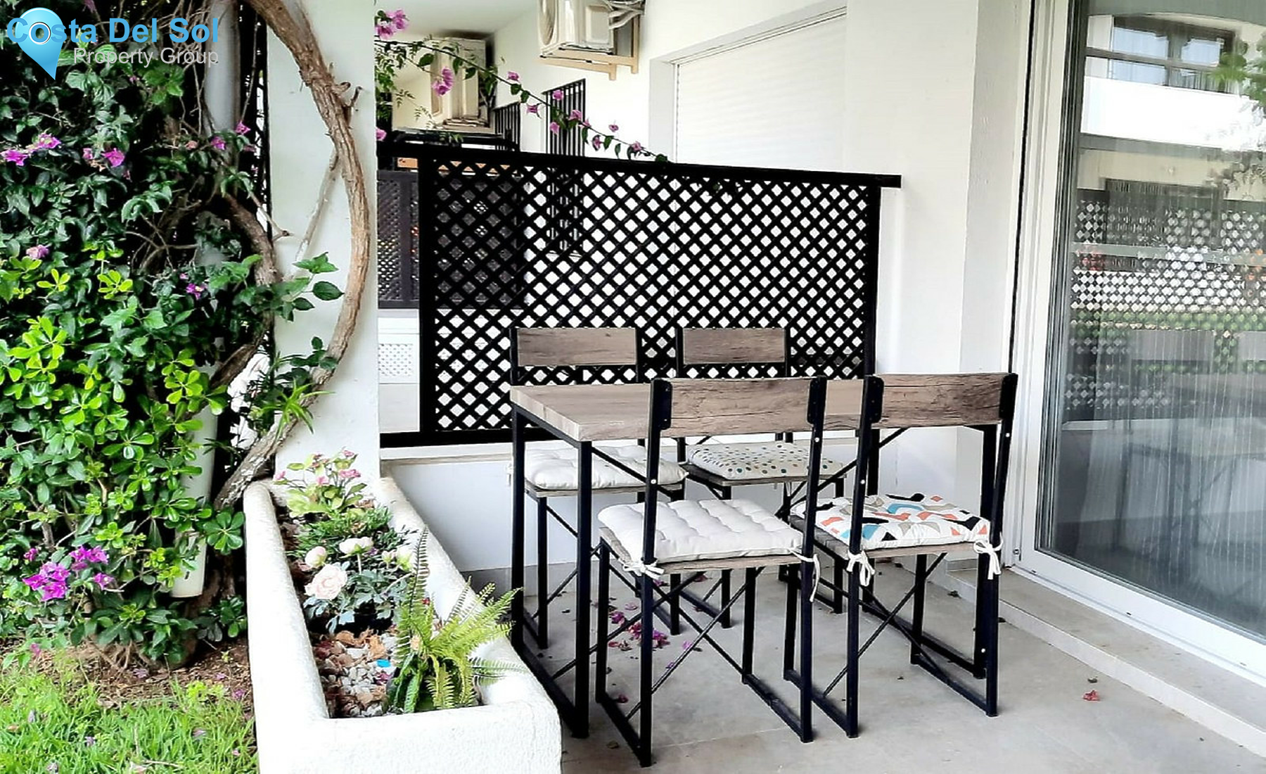 Ground Floor Apartment in The Golden Mile-1528169