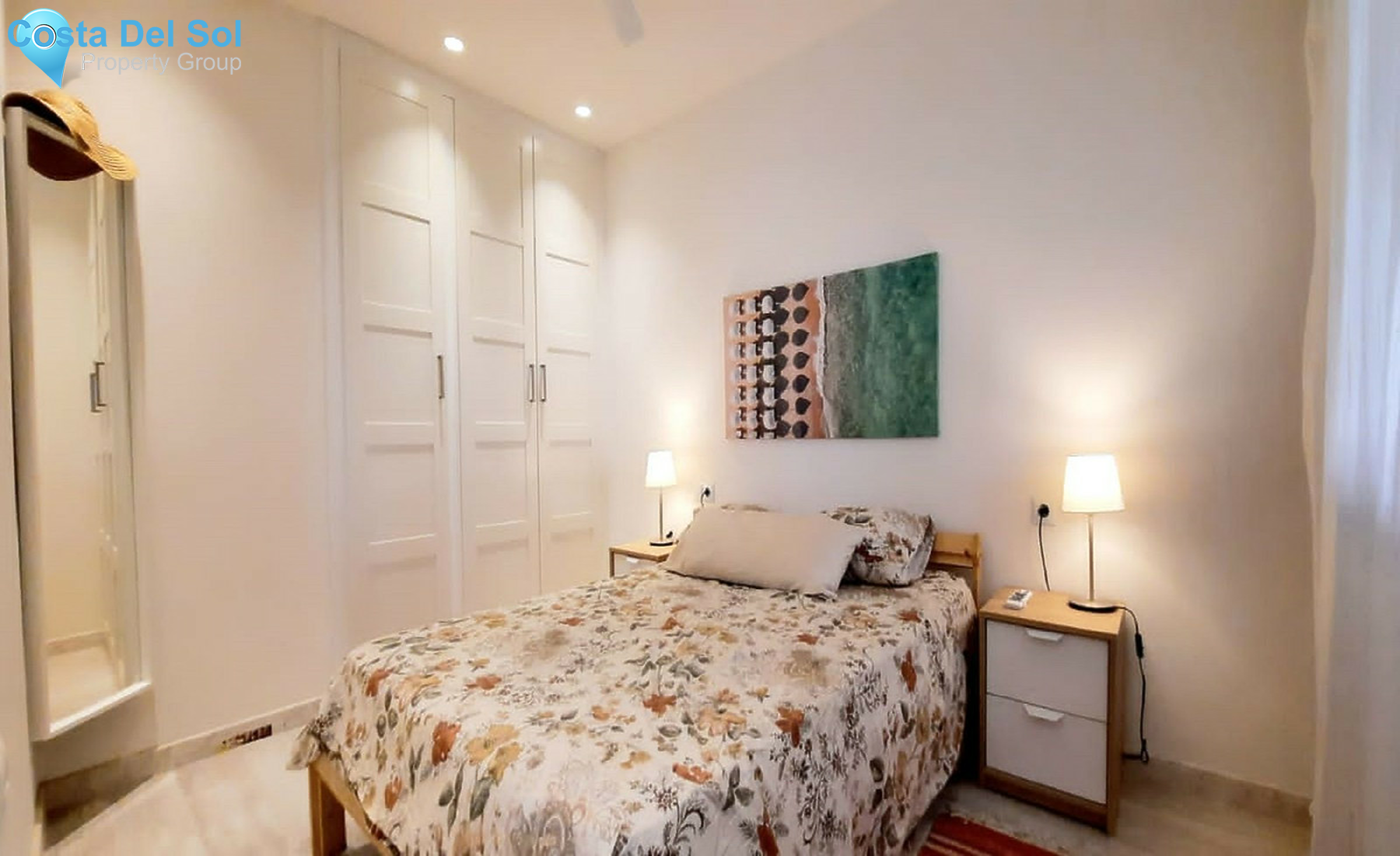 Ground Floor Apartment in The Golden Mile-1528174