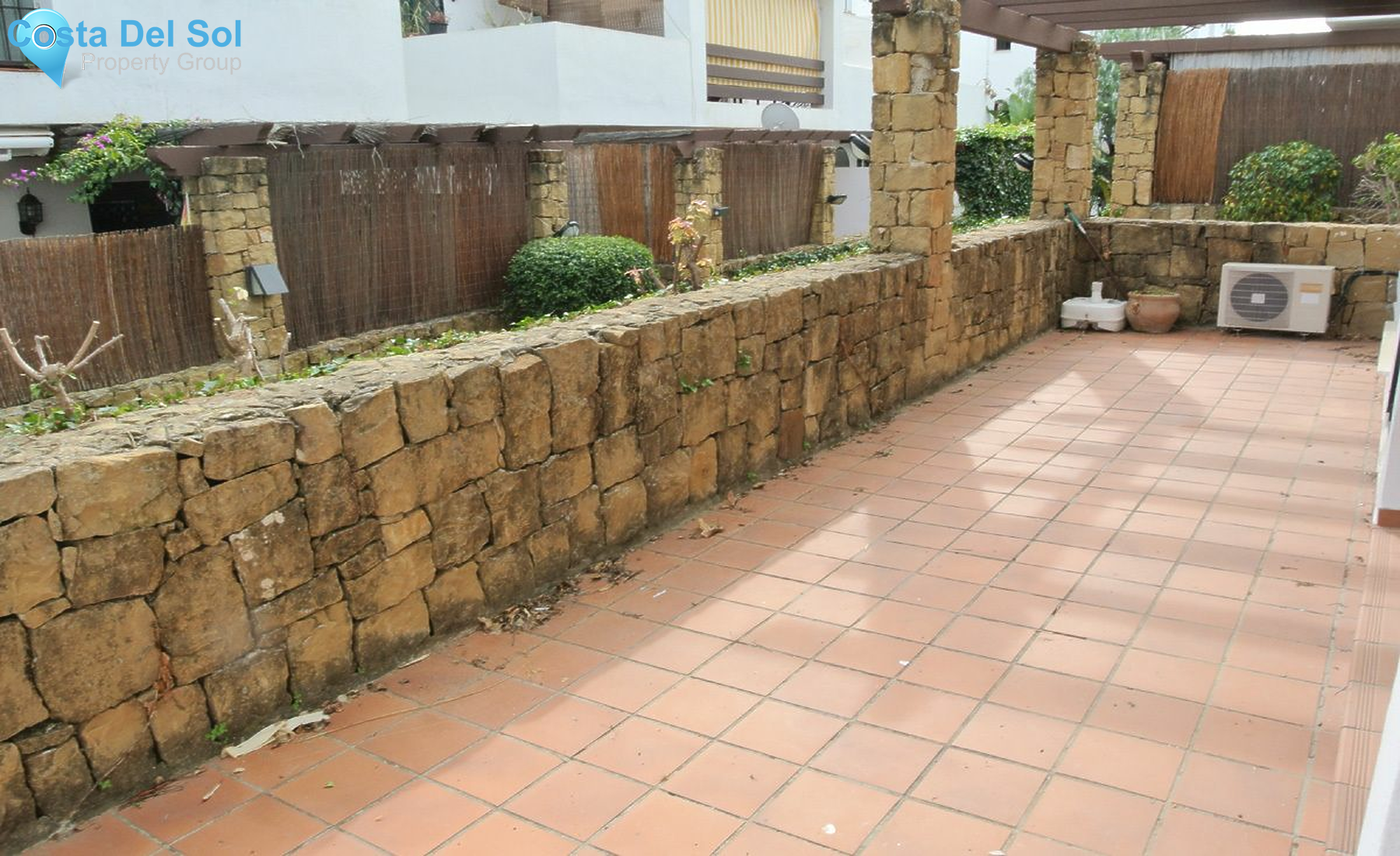 Ground Floor Apartment in The Golden Mile-1160394