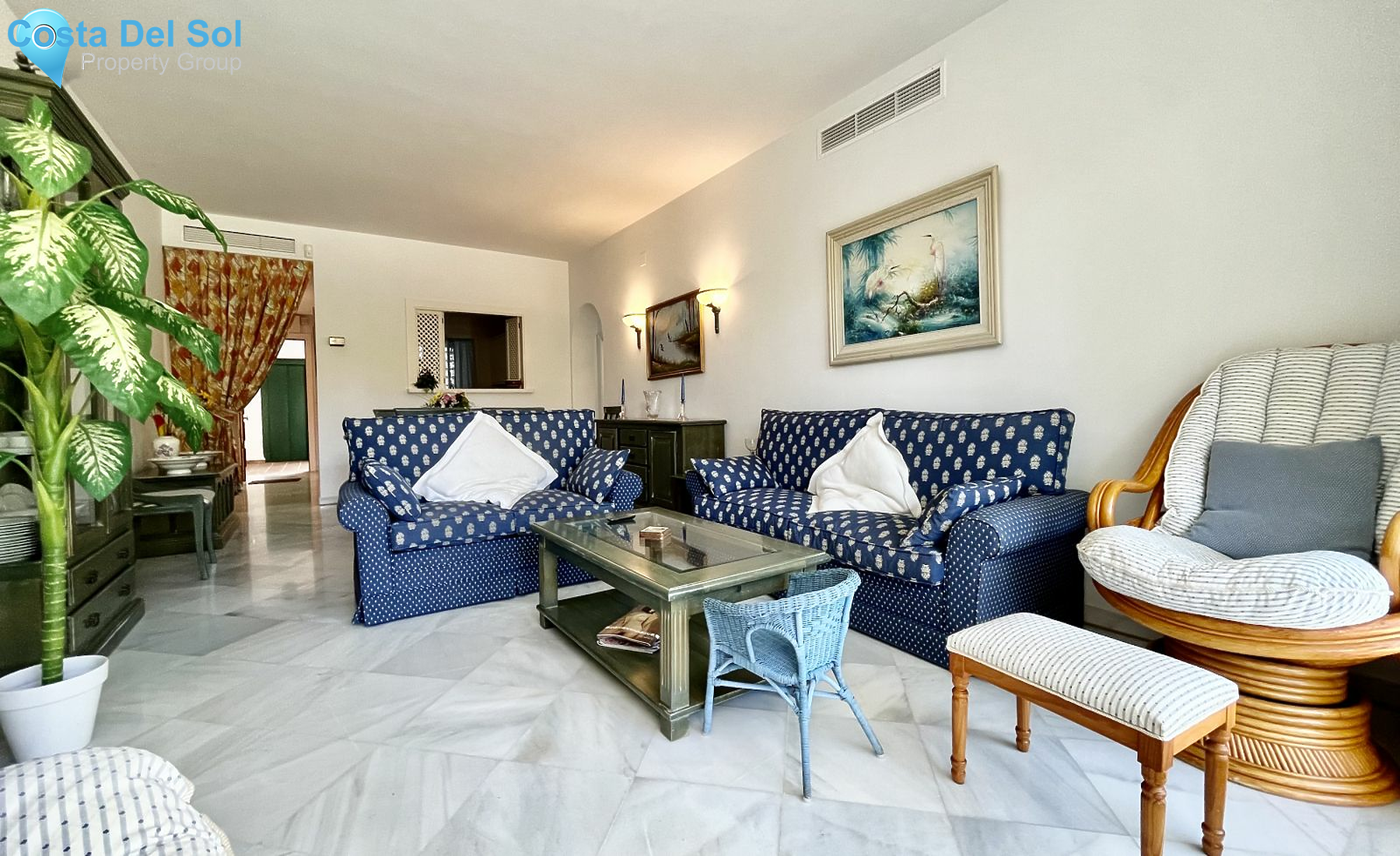 Ground Floor Apartment in The Golden Mile-1224107