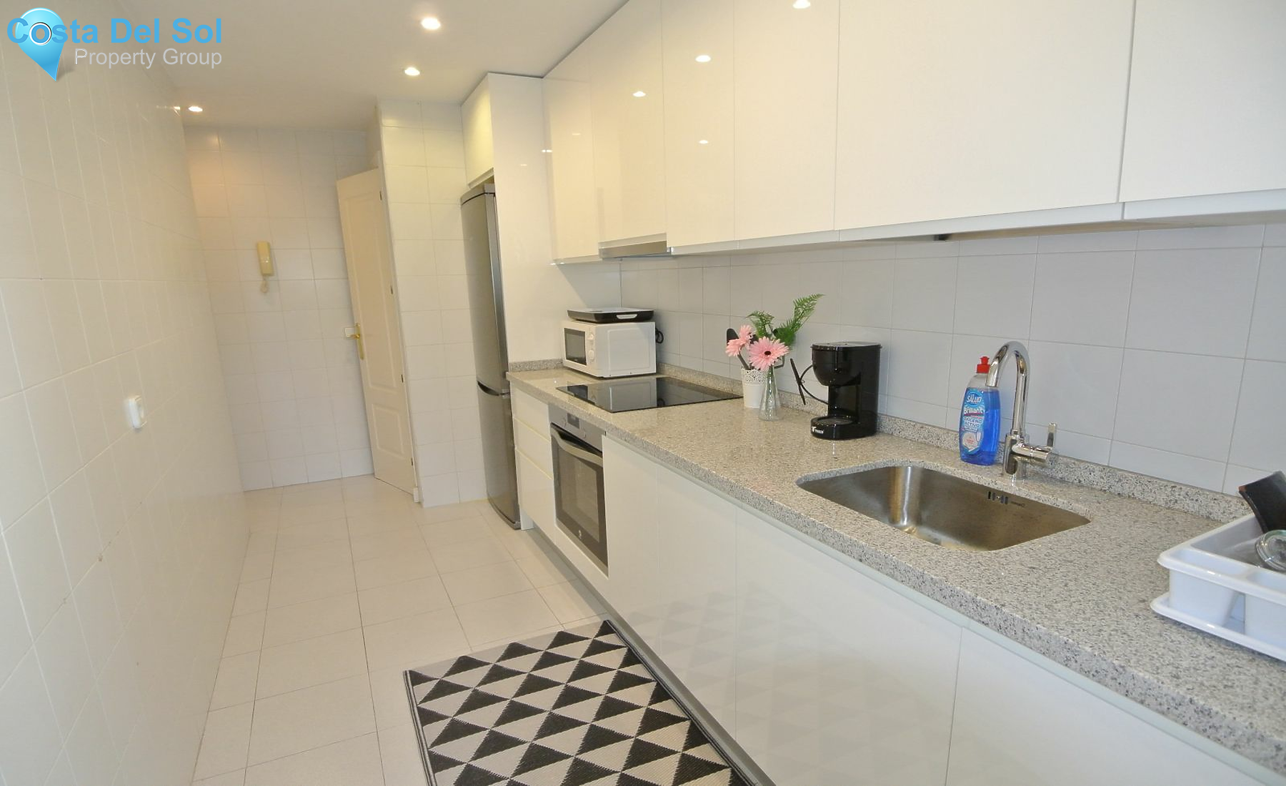 Ground Floor Apartment in The Golden Mile-1424691