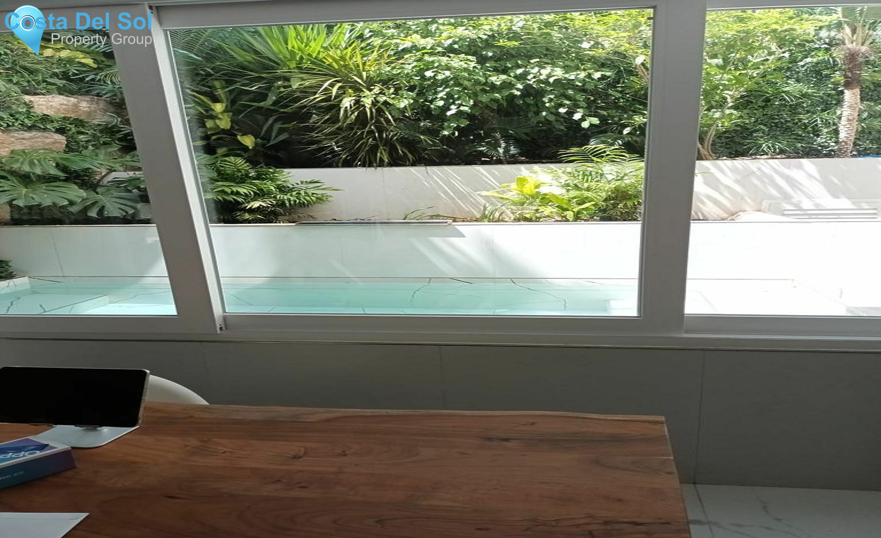 Ground Floor Apartment in The Golden Mile-1429360