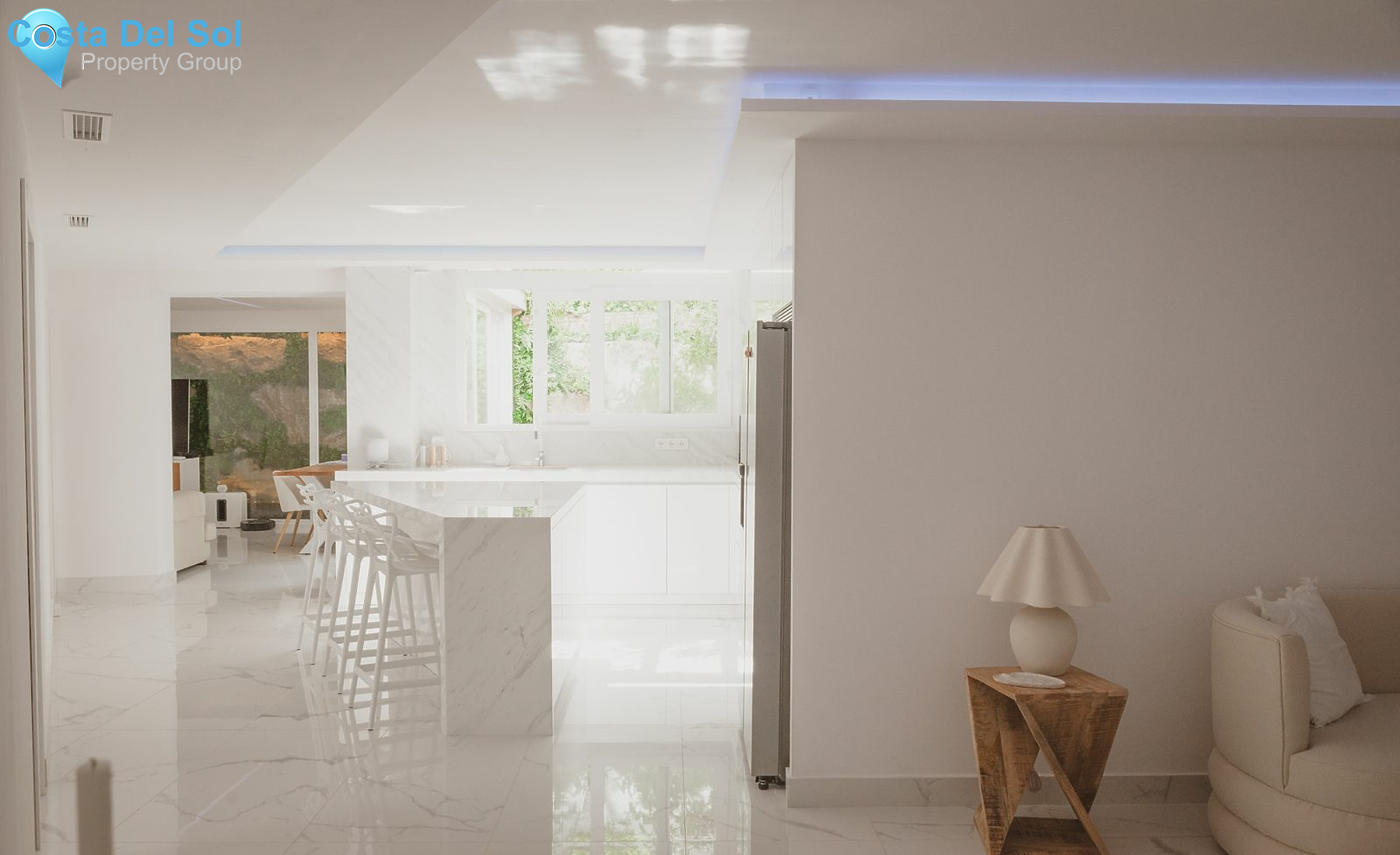 Ground Floor Apartment in The Golden Mile-1429352