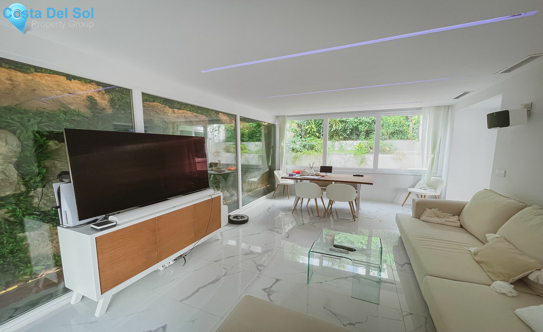 Ground Floor Apartment in The Golden Mile-1429355