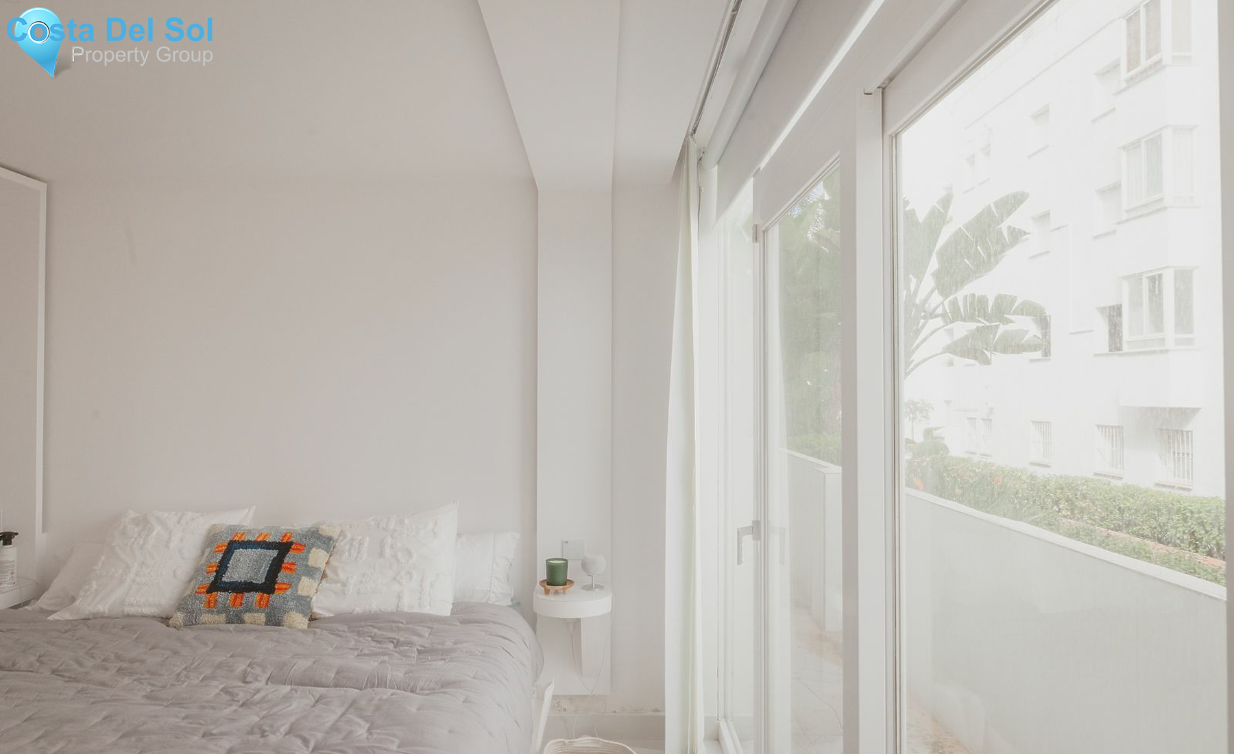 Ground Floor Apartment in The Golden Mile-1429358