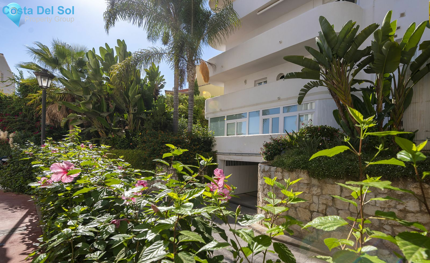 Ground Floor Apartment in The Golden Mile-1485625