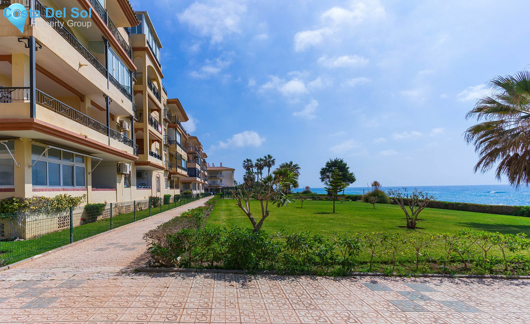 Ground Floor Apartment in Torrox Costa-1202696