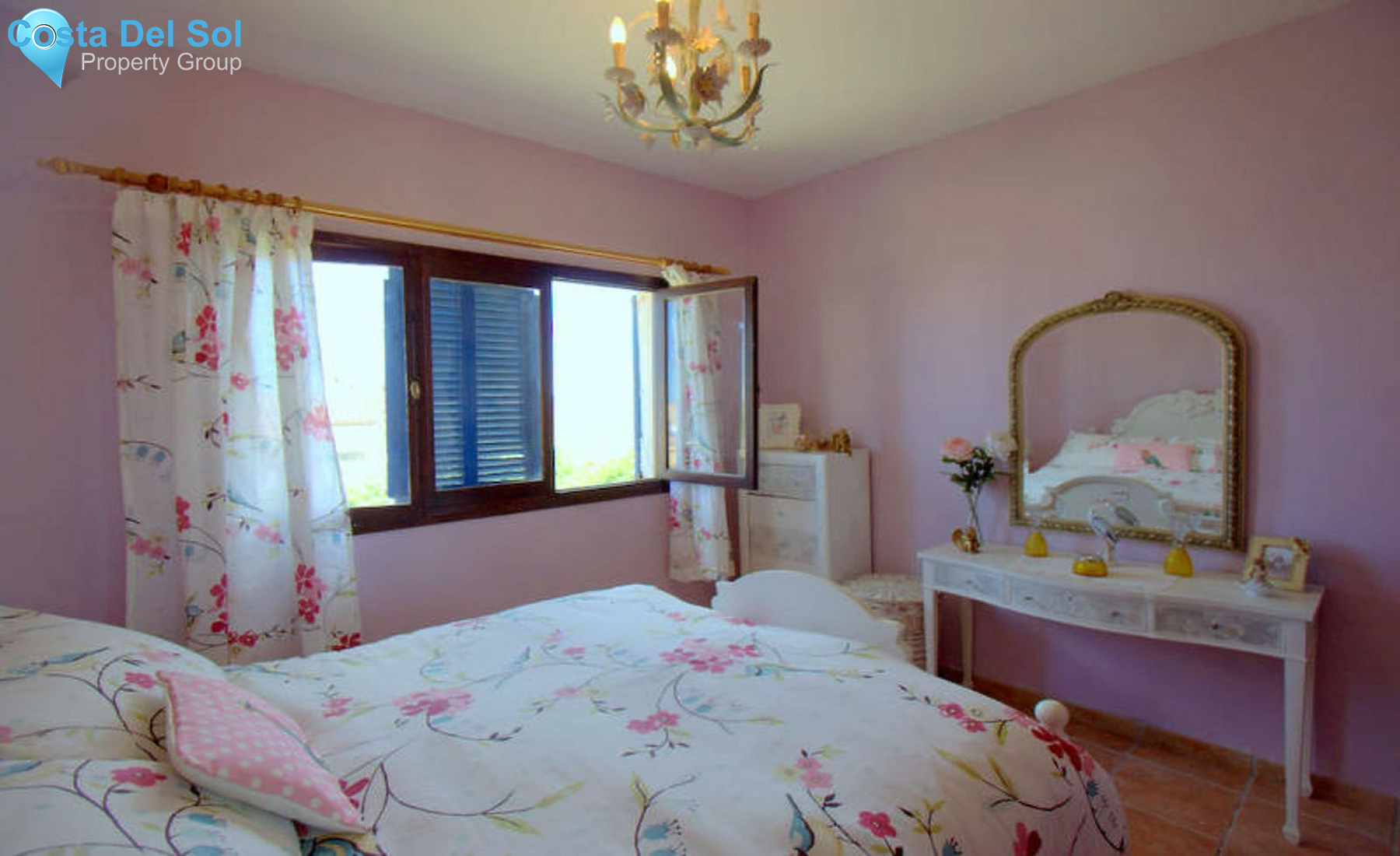 House in Estepona-1236679