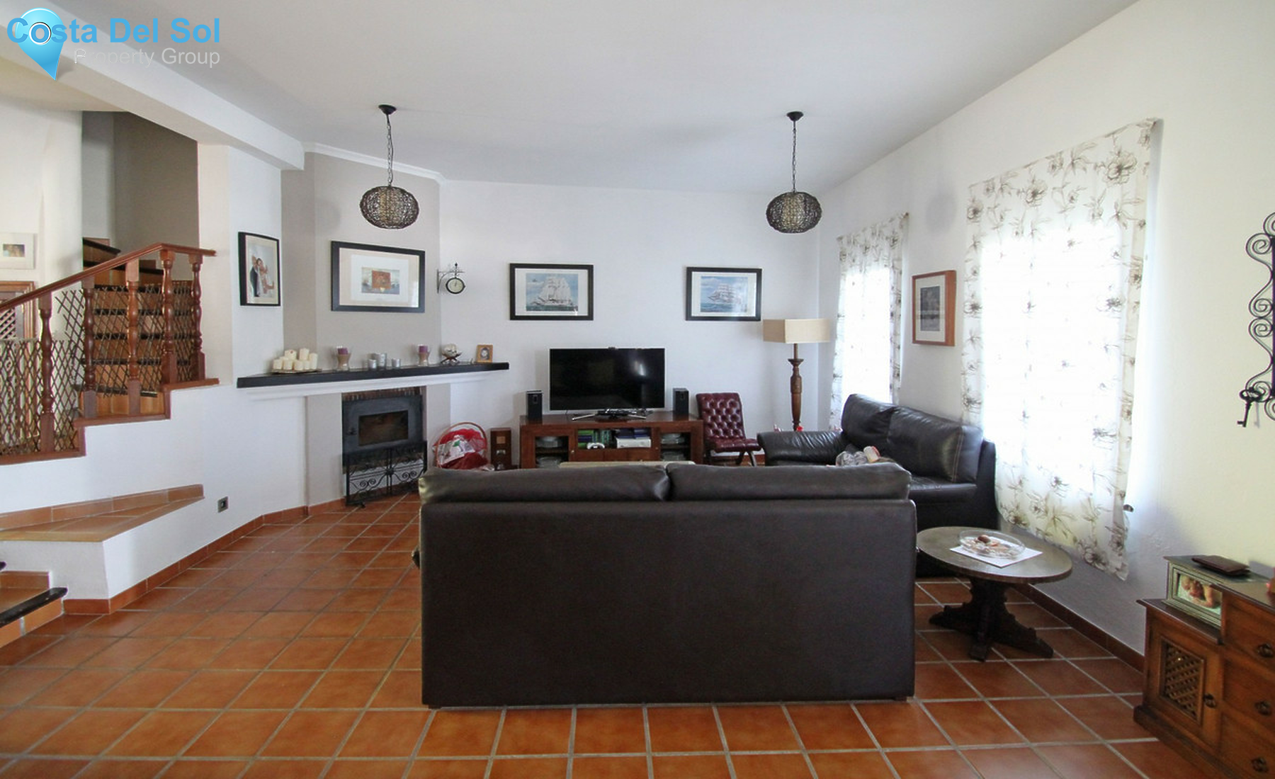 House in Istán-1246332