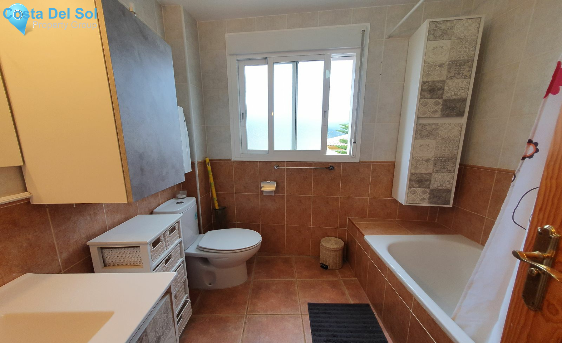 Middle Floor Apartment in Alcaucín-1165499