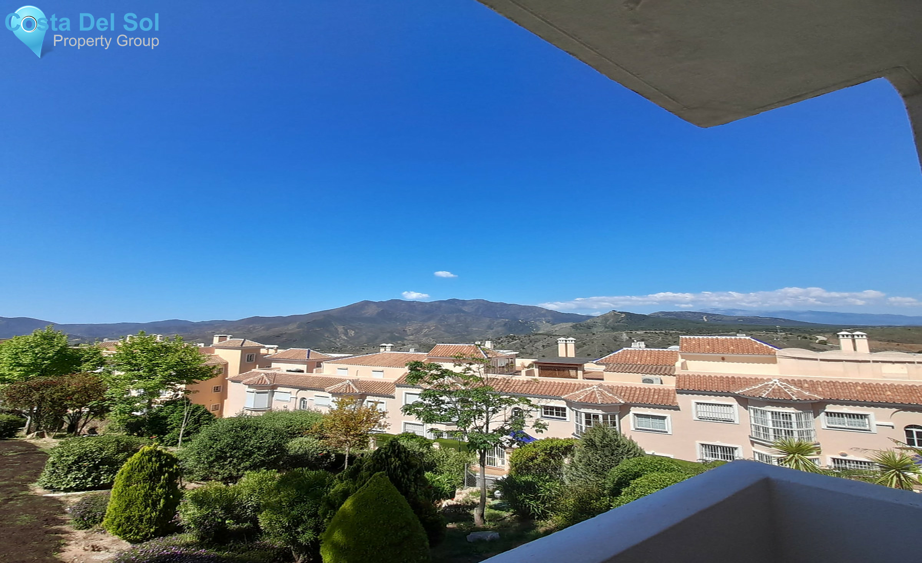 Middle Floor Apartment in Alhaurin Golf