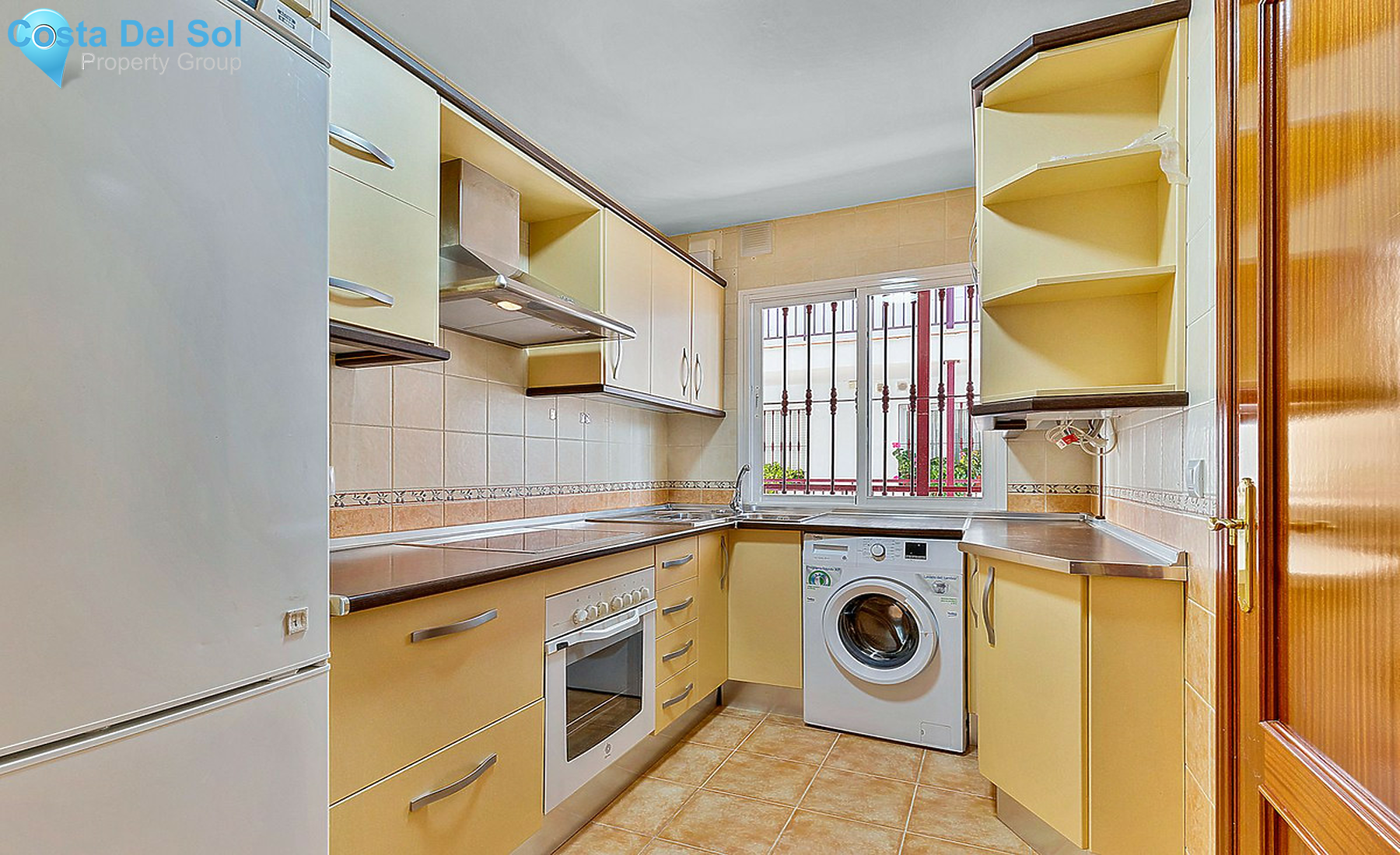 Middle Floor Apartment in Alhaurín de la Torre-1275971