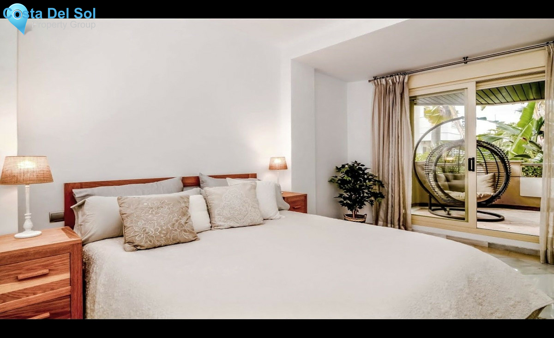 Middle Floor Apartment in Aloha-1278072