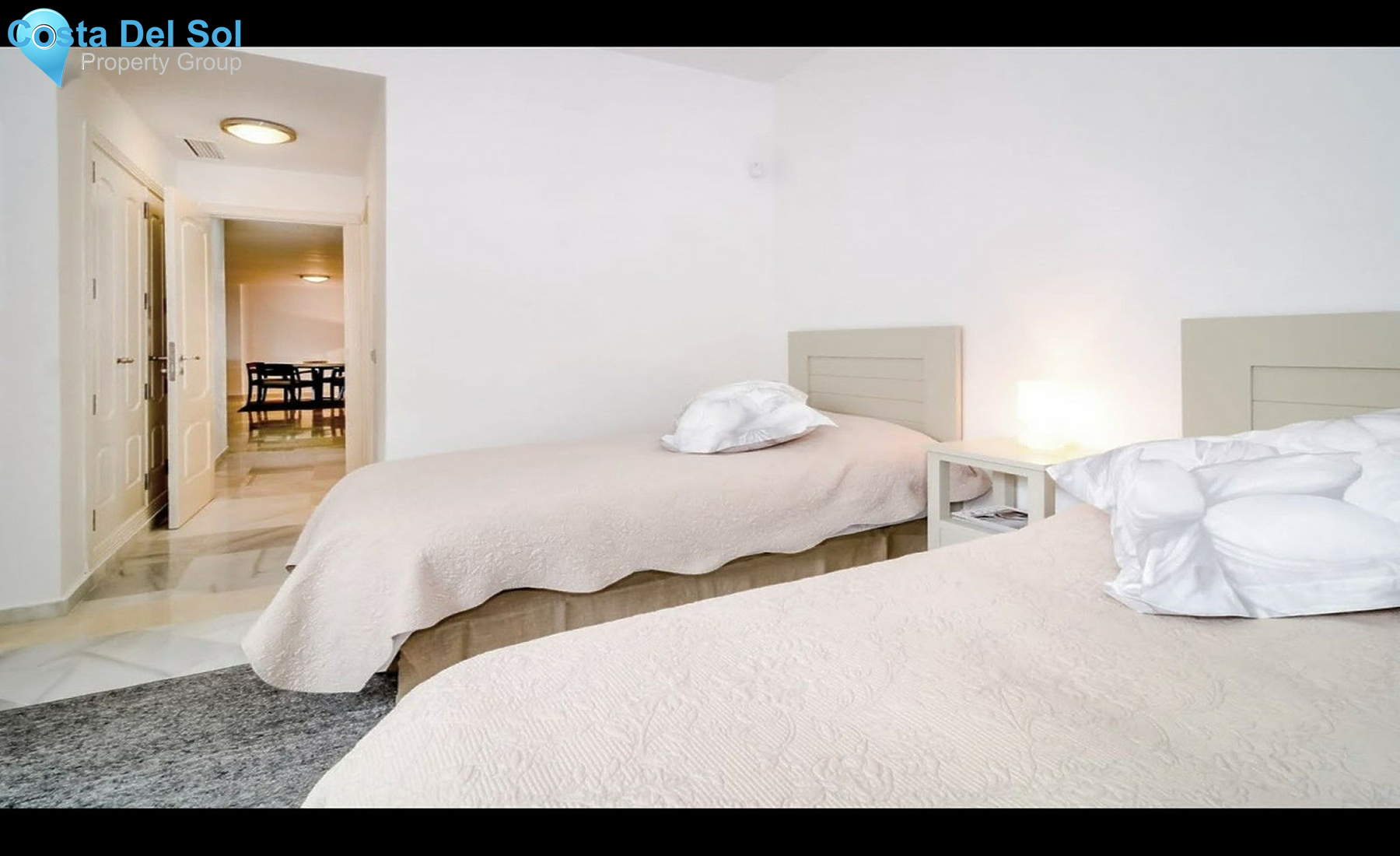 Middle Floor Apartment in Aloha-1278074