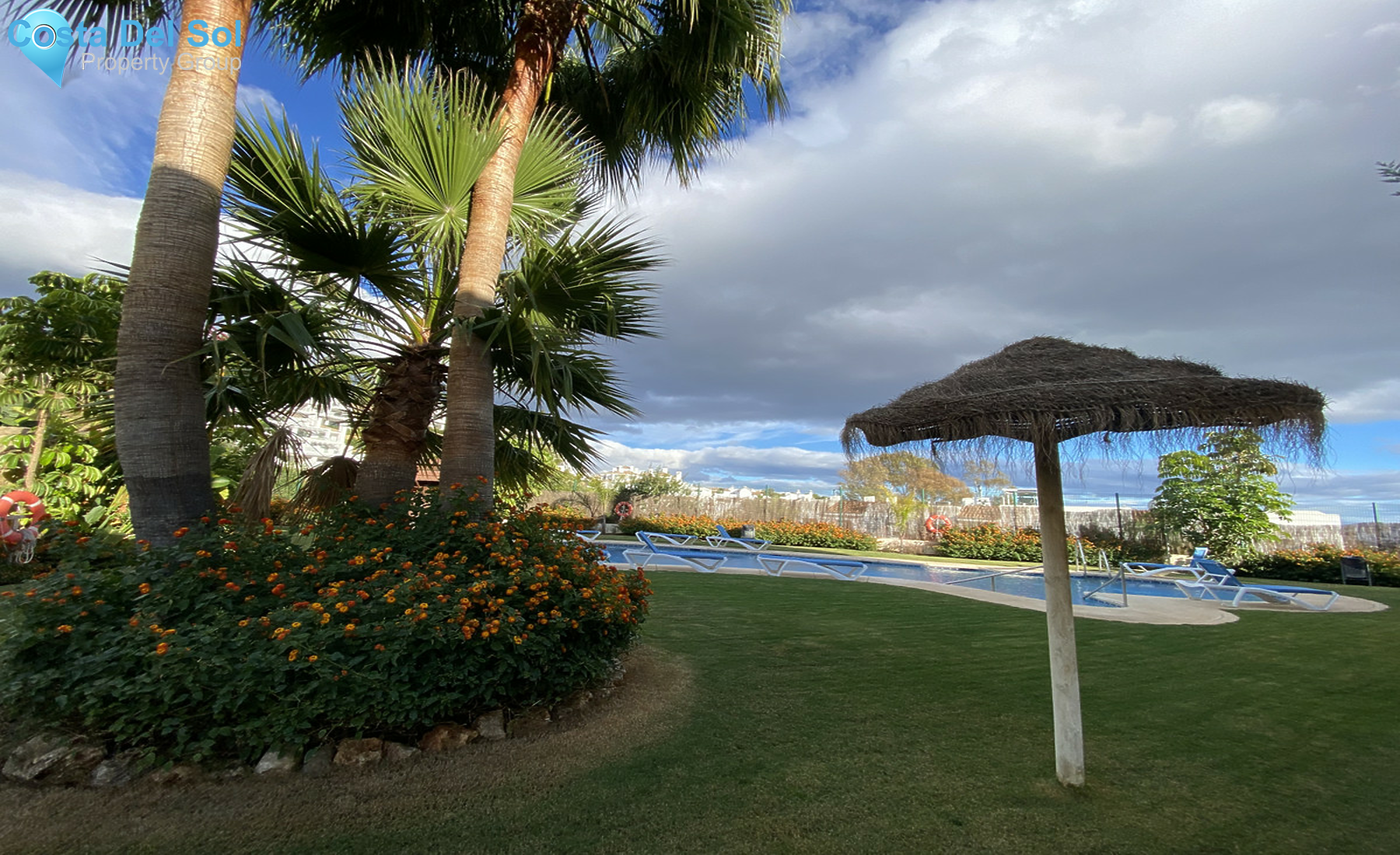 Middle Floor Apartment in Aloha-1307731