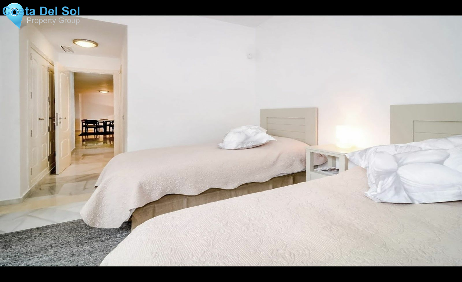 Middle Floor Apartment in Aloha-1183557