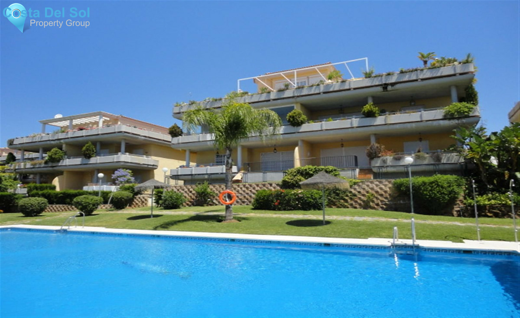 Middle Floor Apartment in Artola-1243316