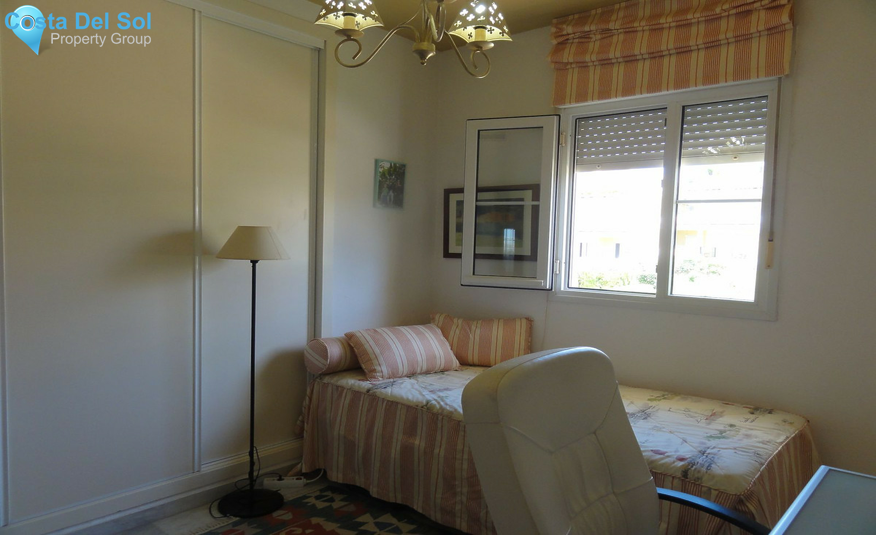 Middle Floor Apartment in Artola-1243322