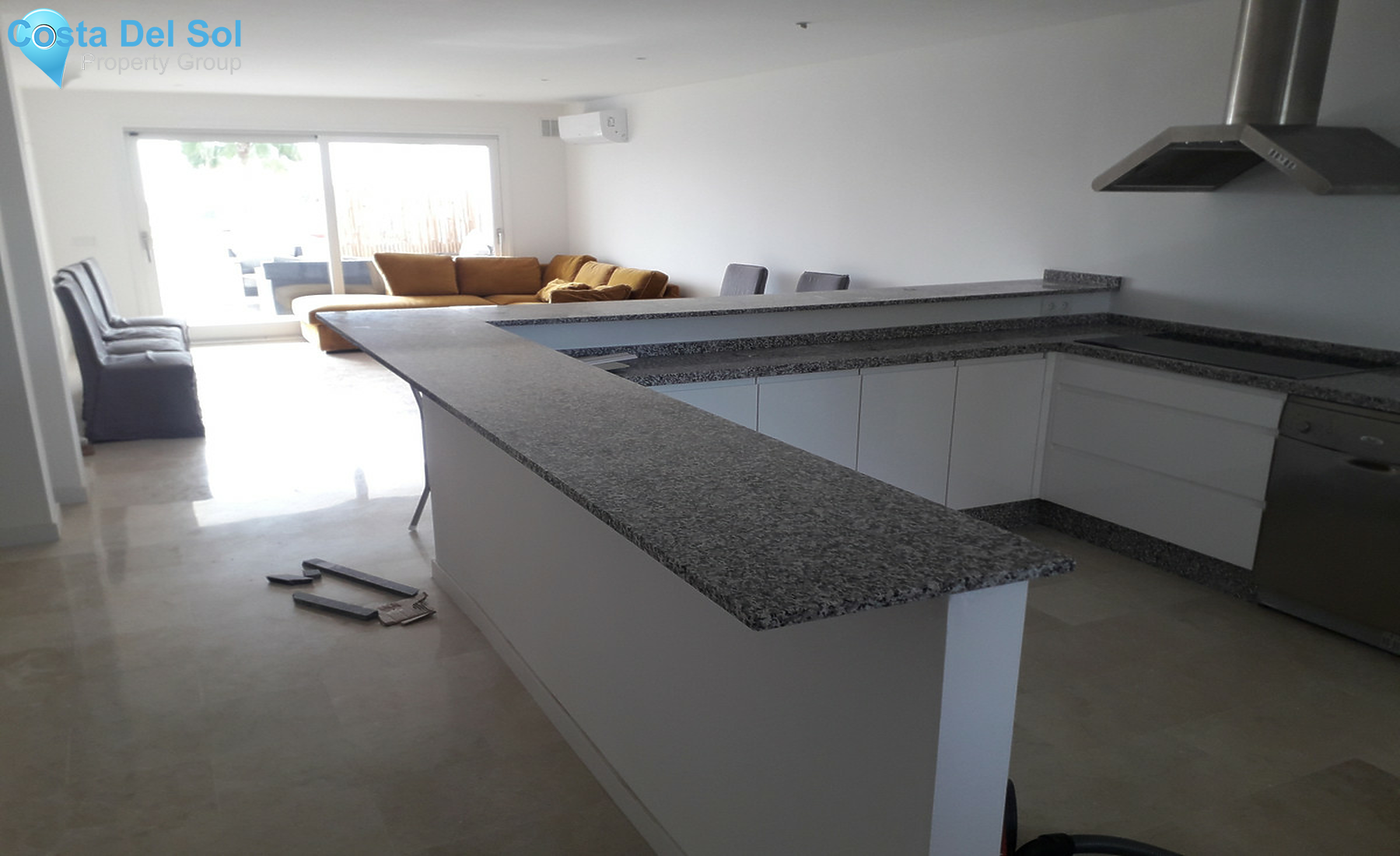 Middle Floor Apartment in Atalaya-1313721
