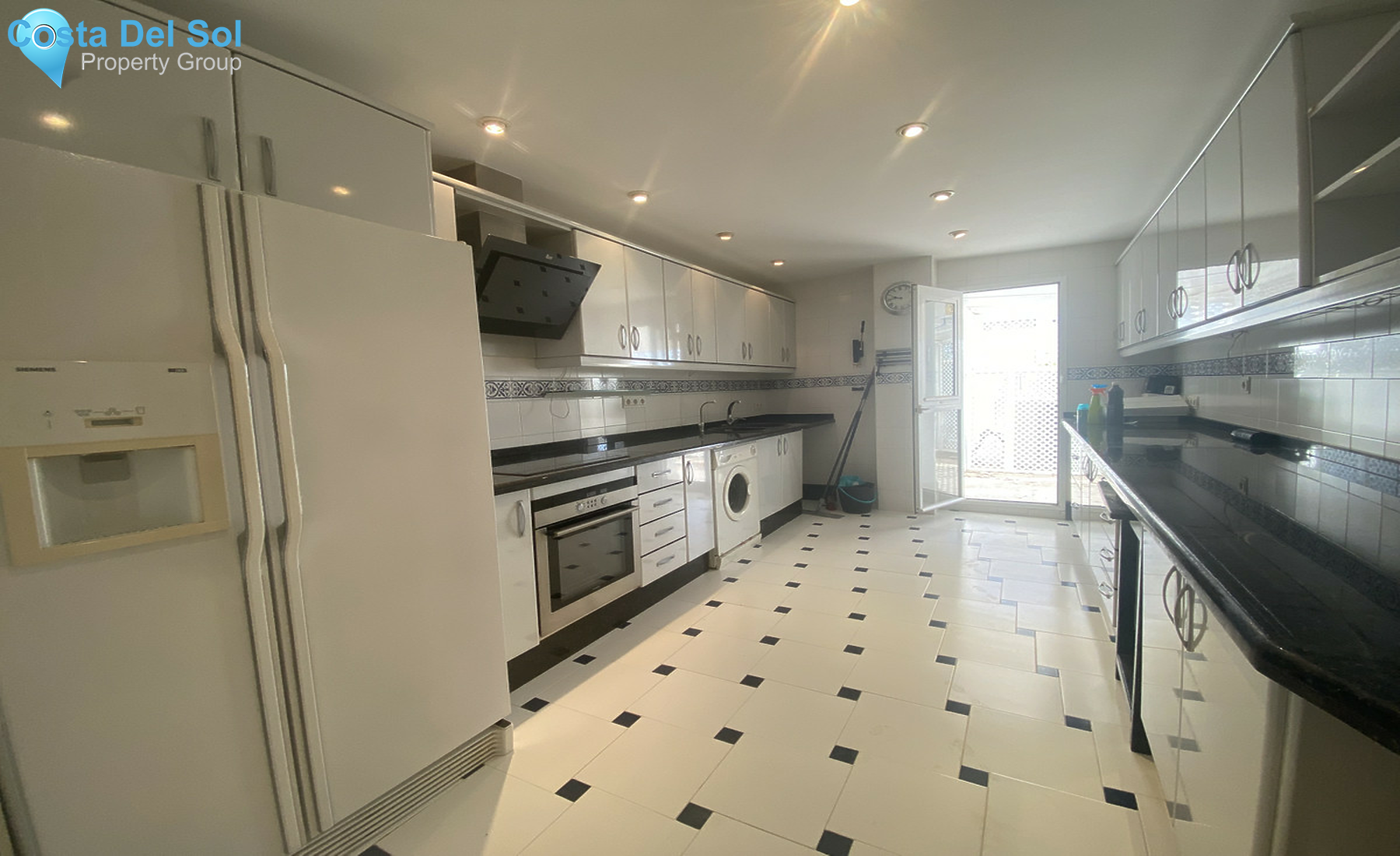 Middle Floor Apartment in Atalaya-1323817