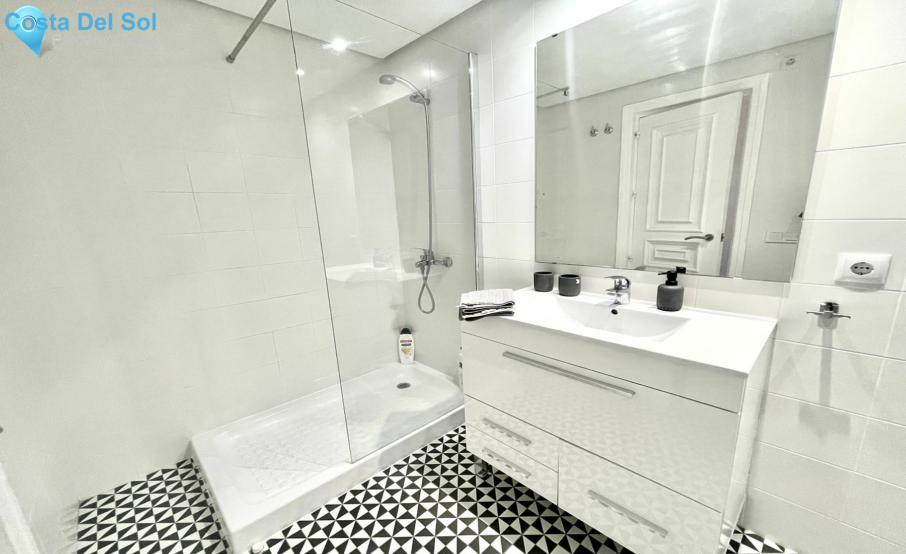 Middle Floor Apartment in Atalaya-1165571