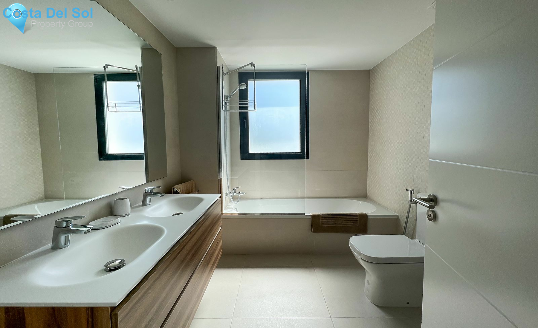 Middle Floor Apartment in Atalaya-1481071
