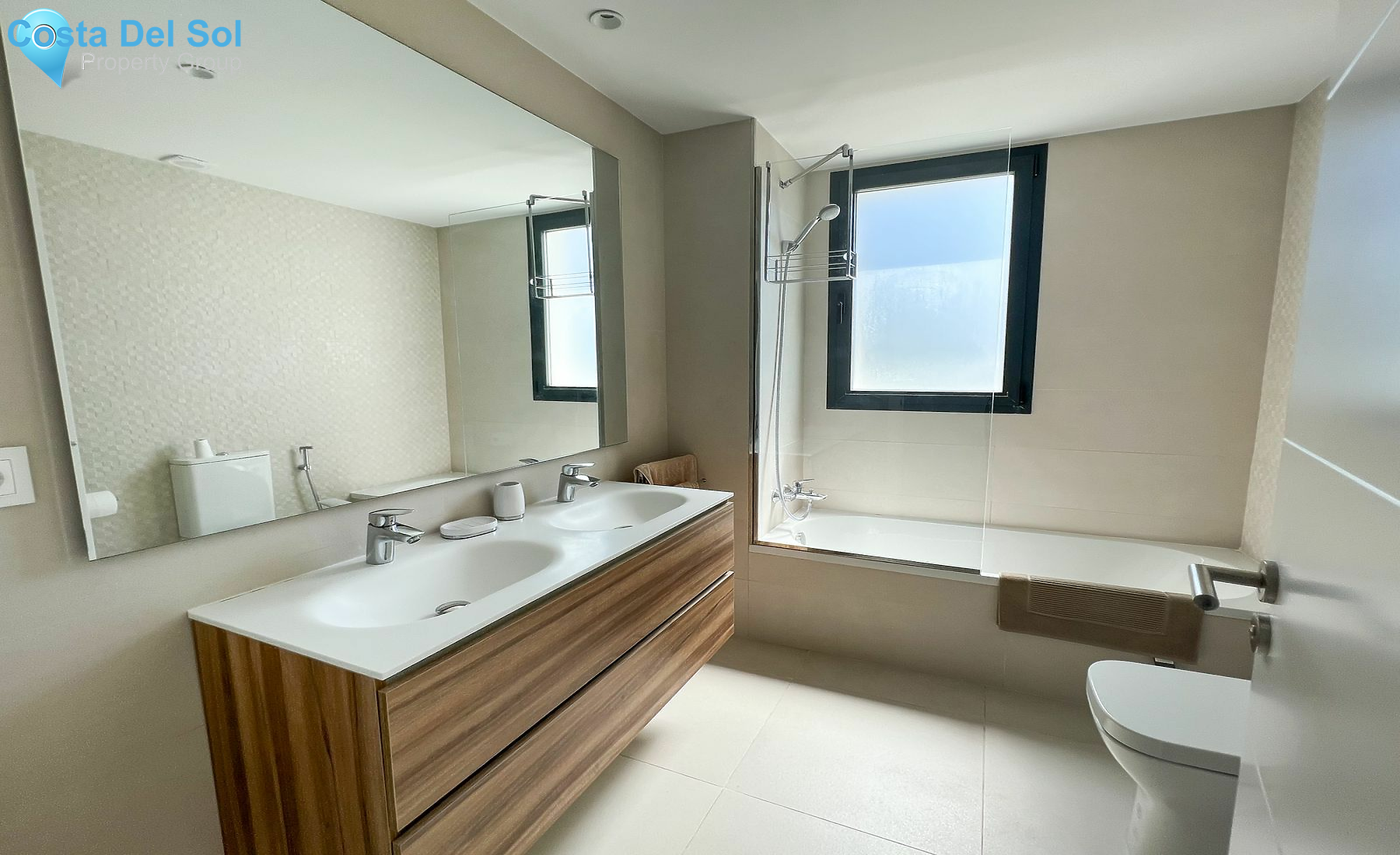 Middle Floor Apartment in Atalaya-1481070