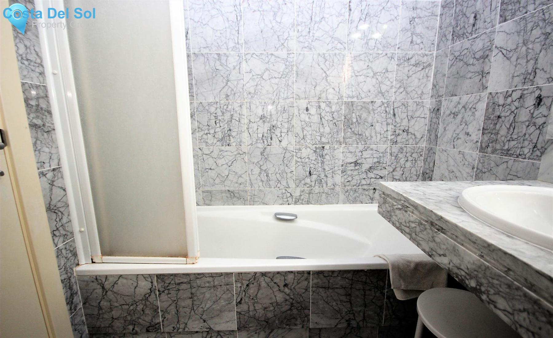 Middle Floor Apartment in Bahía de Marbella-1170904