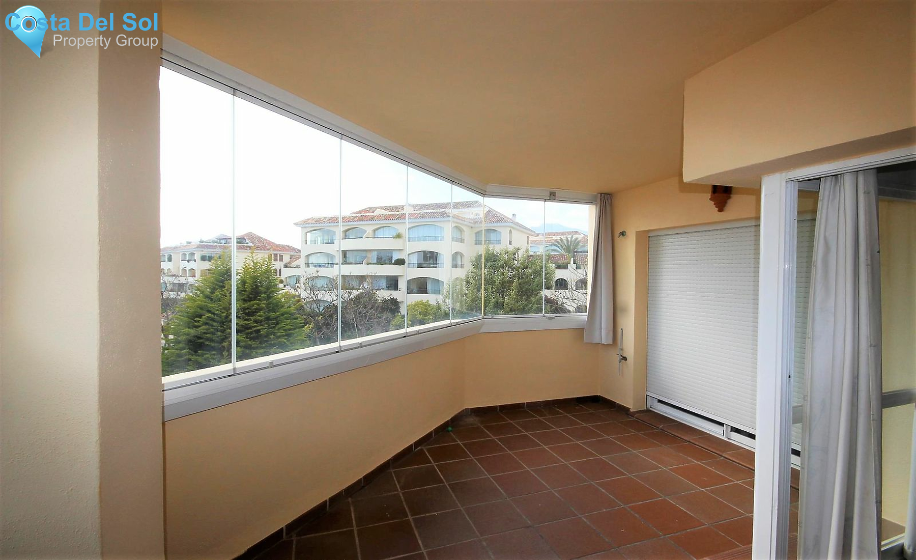 Middle Floor Apartment in Bahía de Marbella-1170892