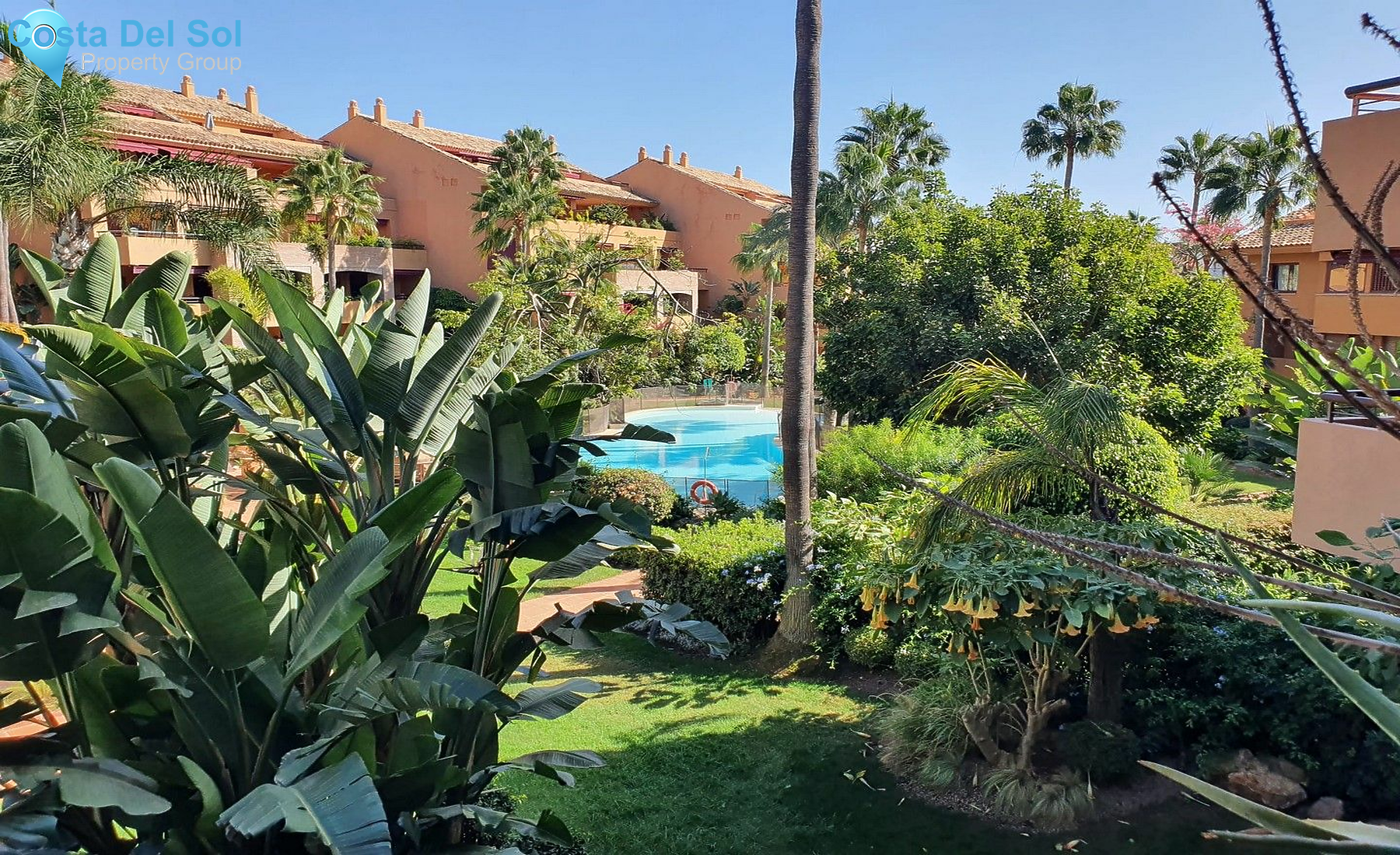Middle Floor Apartment in Bahía de Marbella-1469103